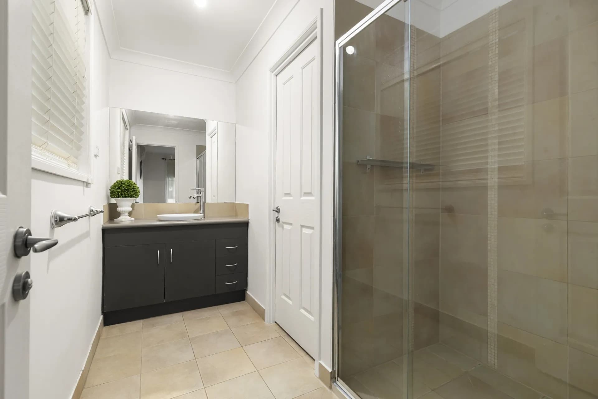 1 Persimmon Place, Werribee - Thumbnail 7