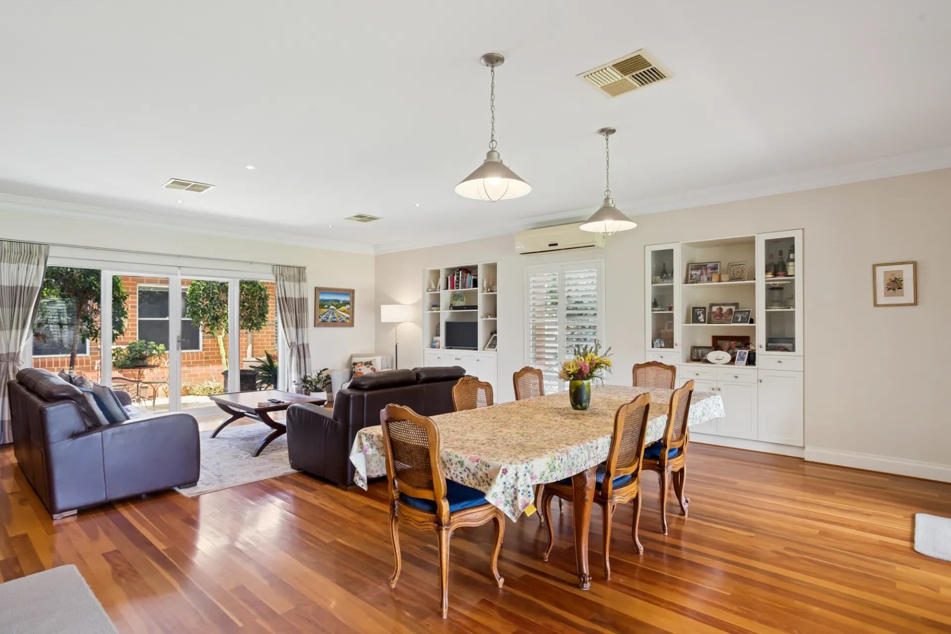 12 Holmesdale Road, Woodbridge - Thumbnail 3