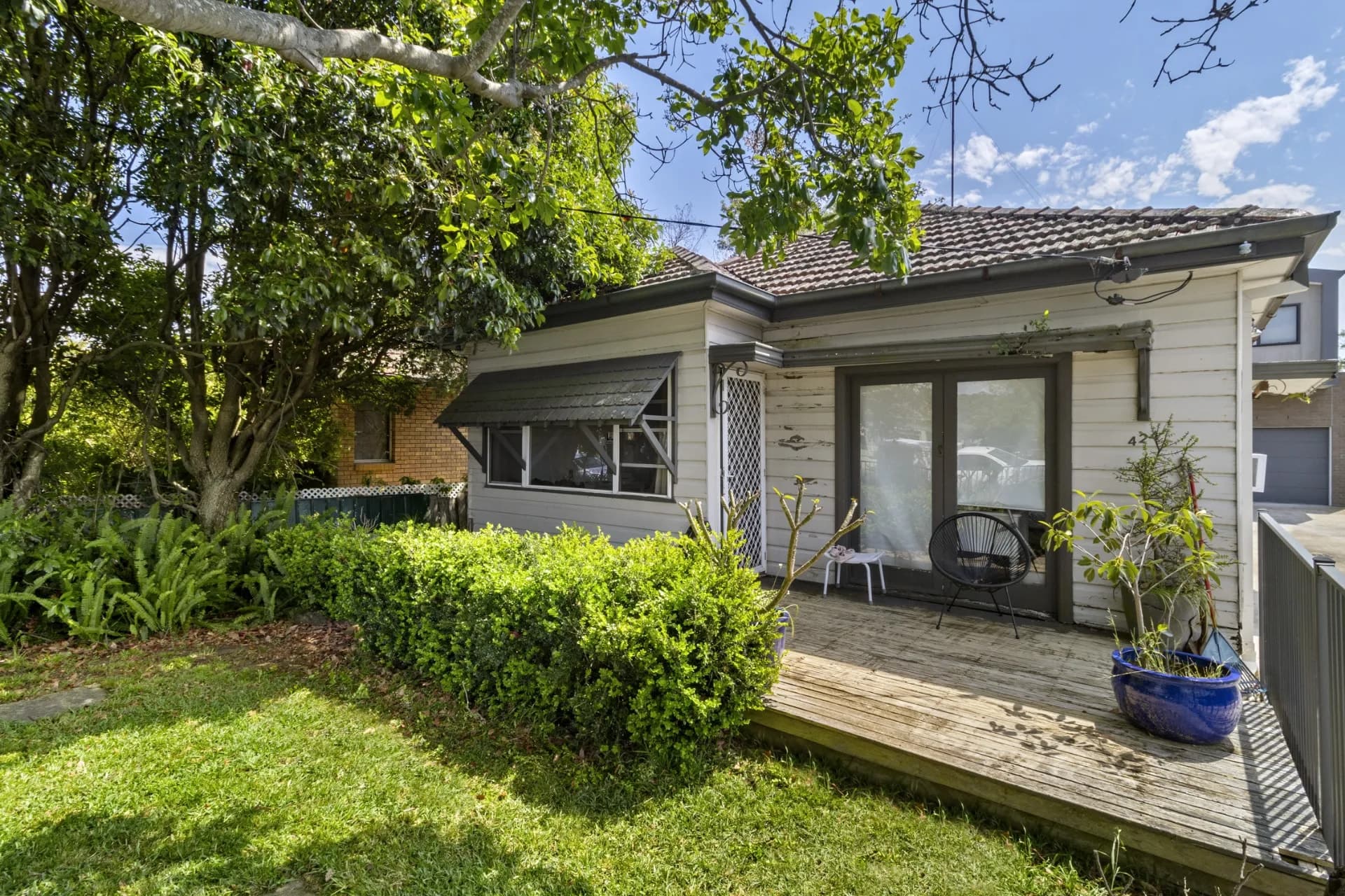 424 Glebe  Road, Hamilton South, NSW, Hamilton South - Thumbnail 2