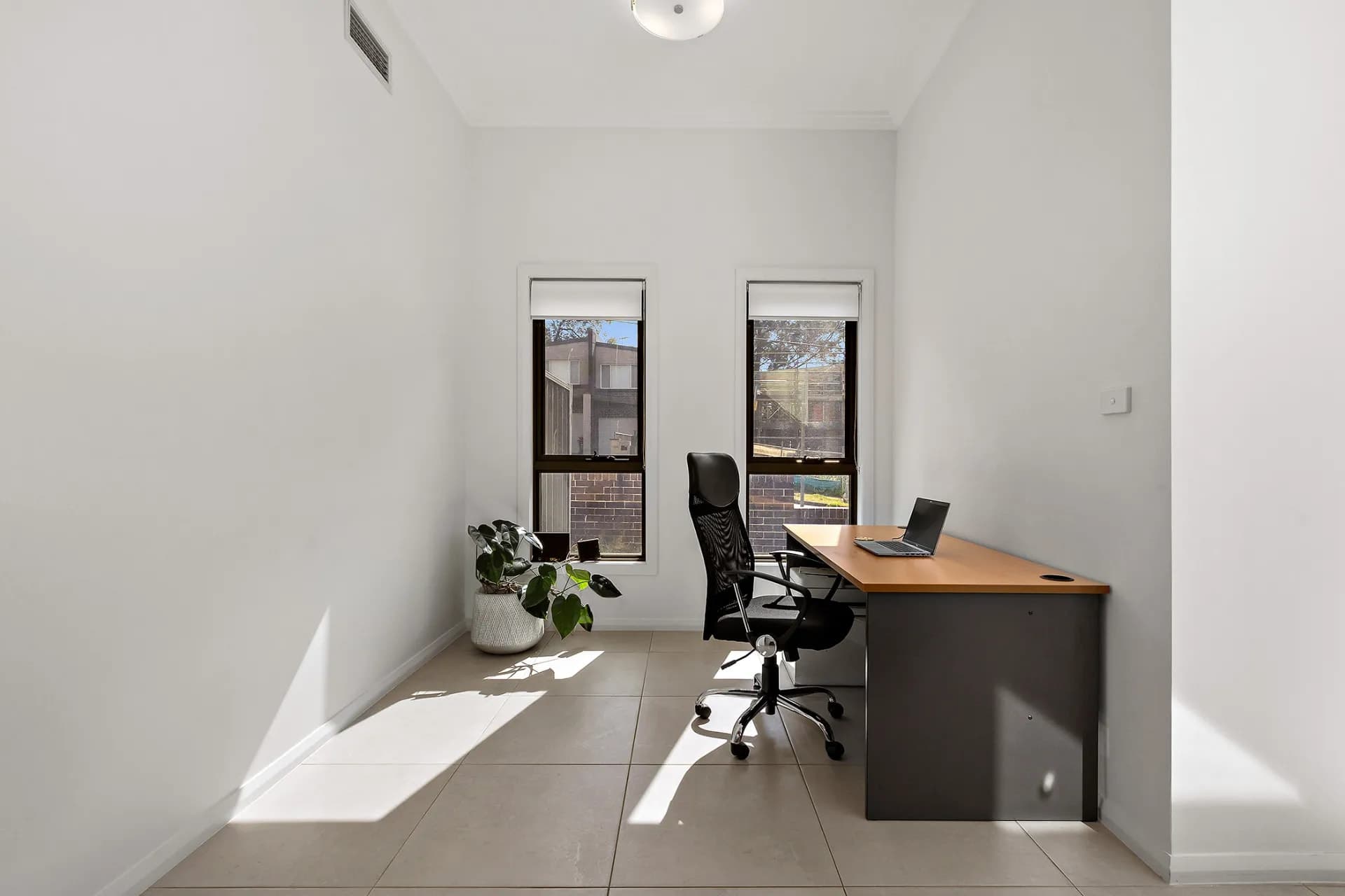 125 Moffatts Drive, Dundas Valley - Thumbnail 6