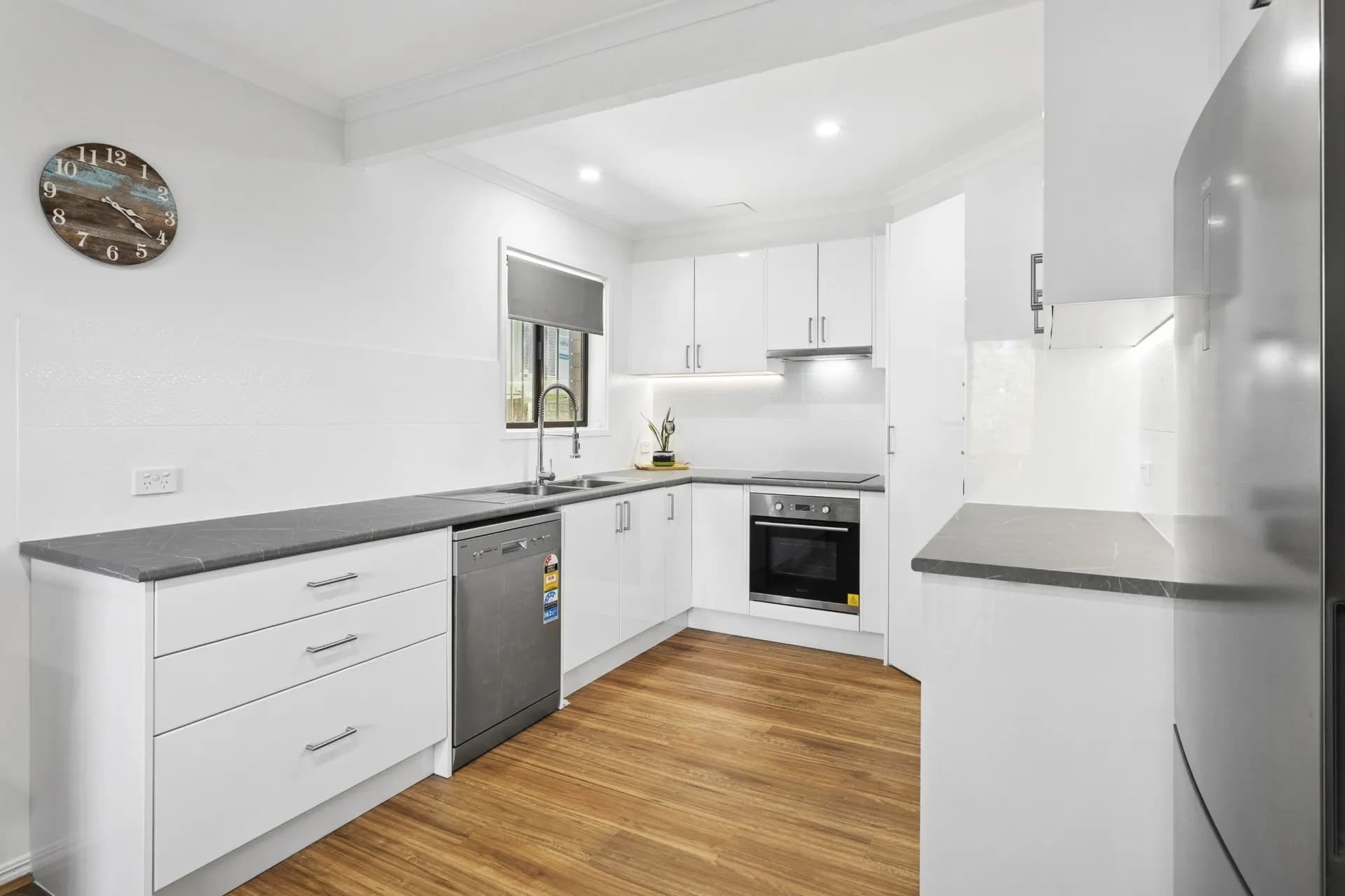 12/8 Walhallow Street, Hawker - Thumbnail 2