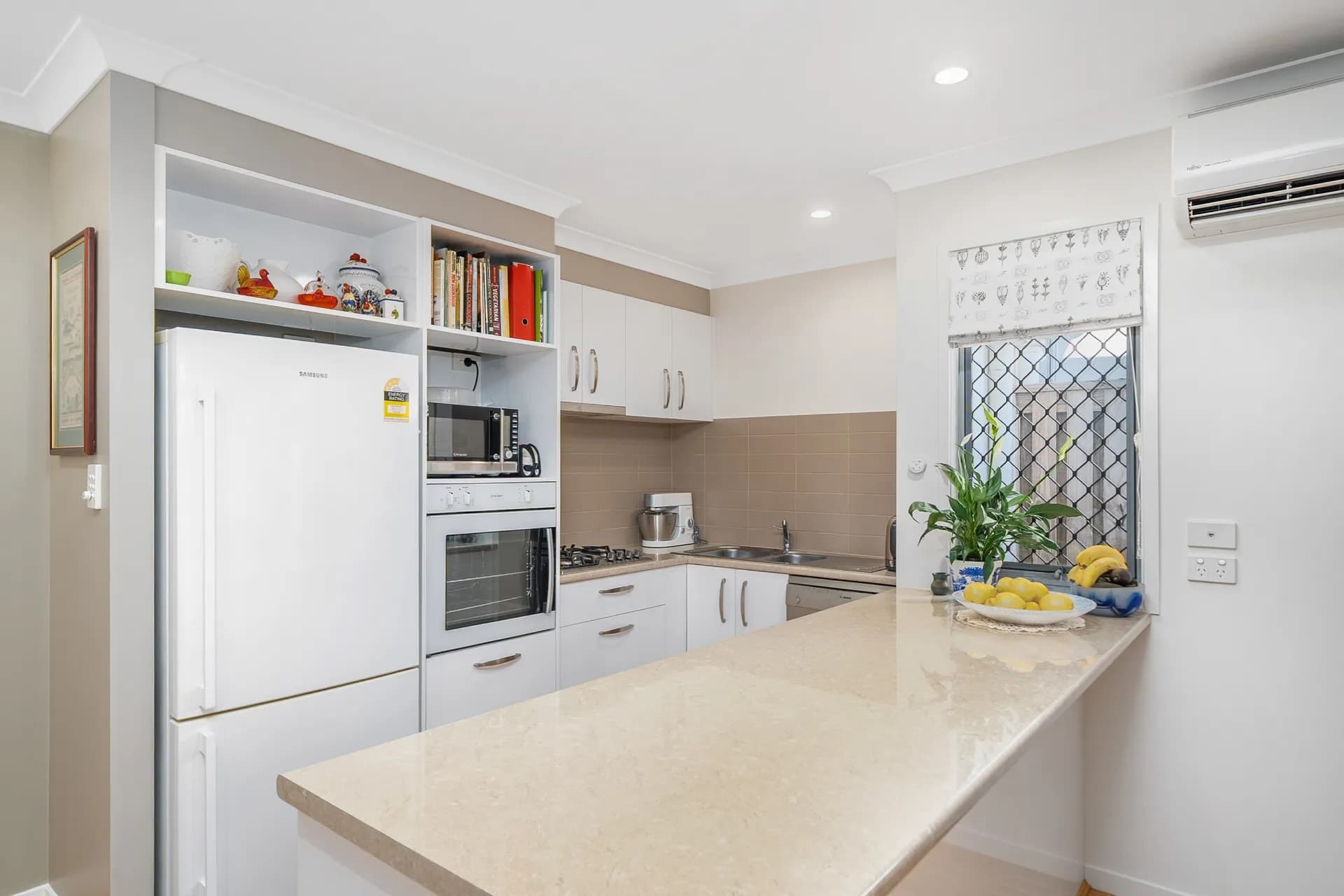 7 Cocoparra Place, Fitzgibbon, QLD, Fitzgibbon - Thumbnail 3