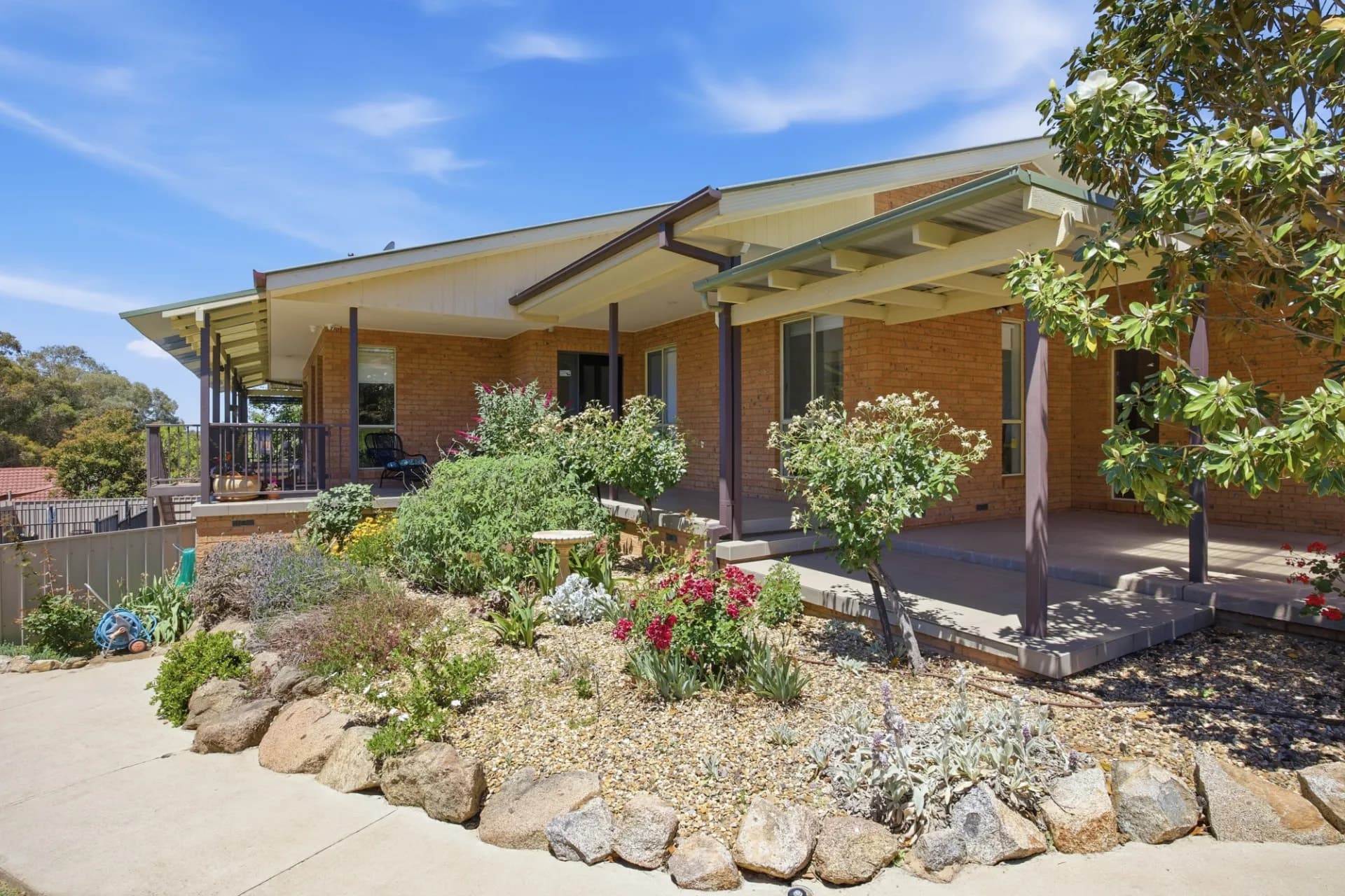 9 Keane  Place, Kooringal - Thumbnail 4