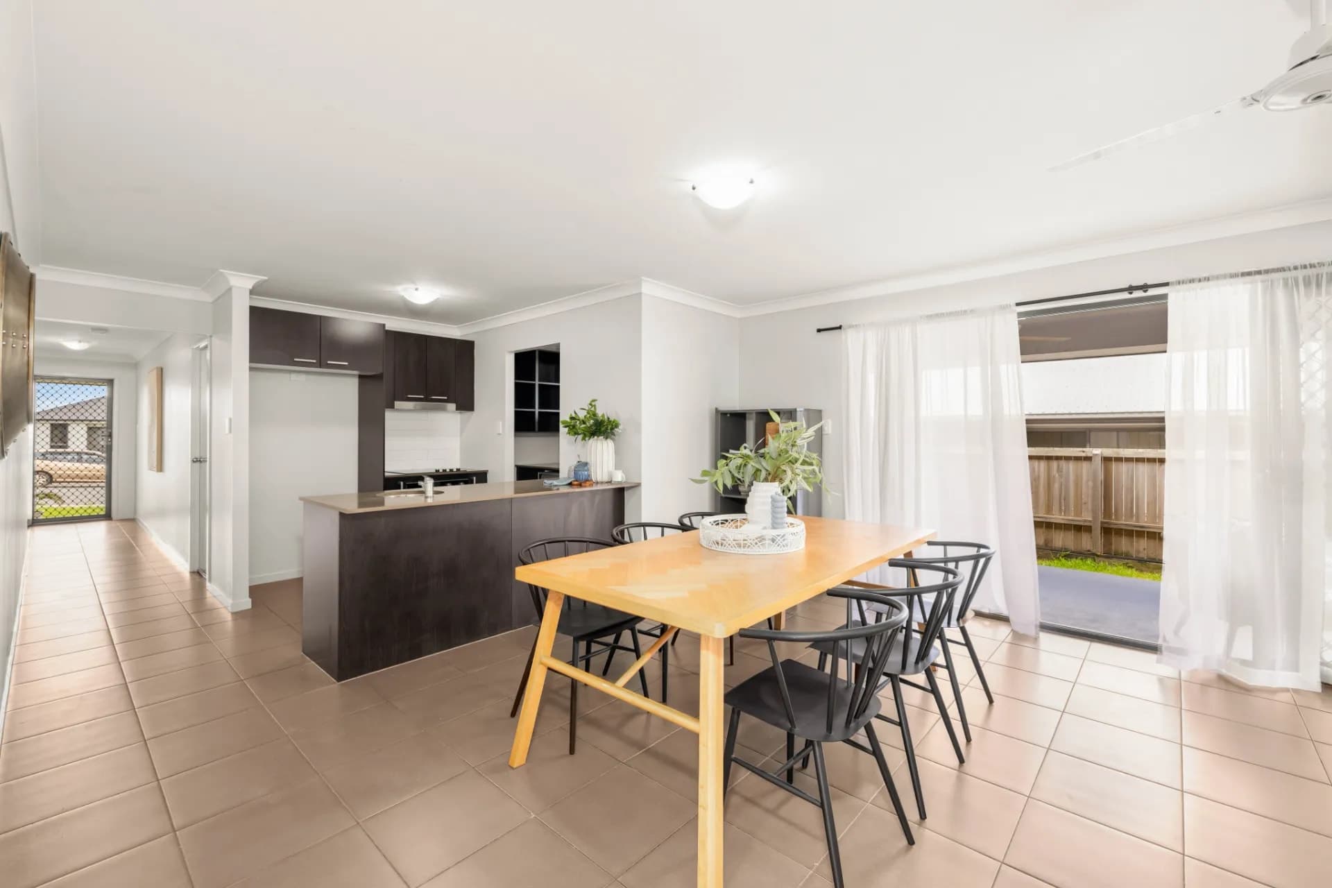 38 Creekstone Avenue, Redbank Plains - Thumbnail 5