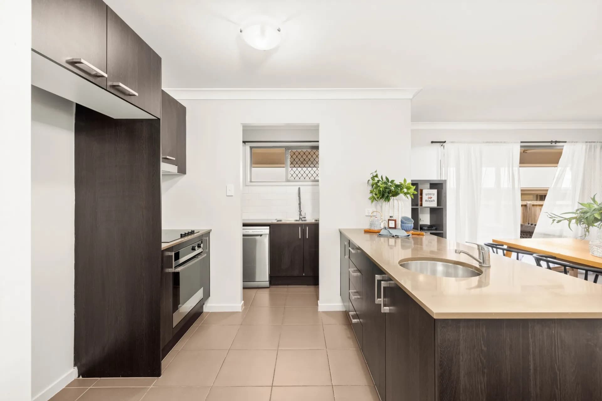 38 Creekstone Avenue, Redbank Plains - Thumbnail 6