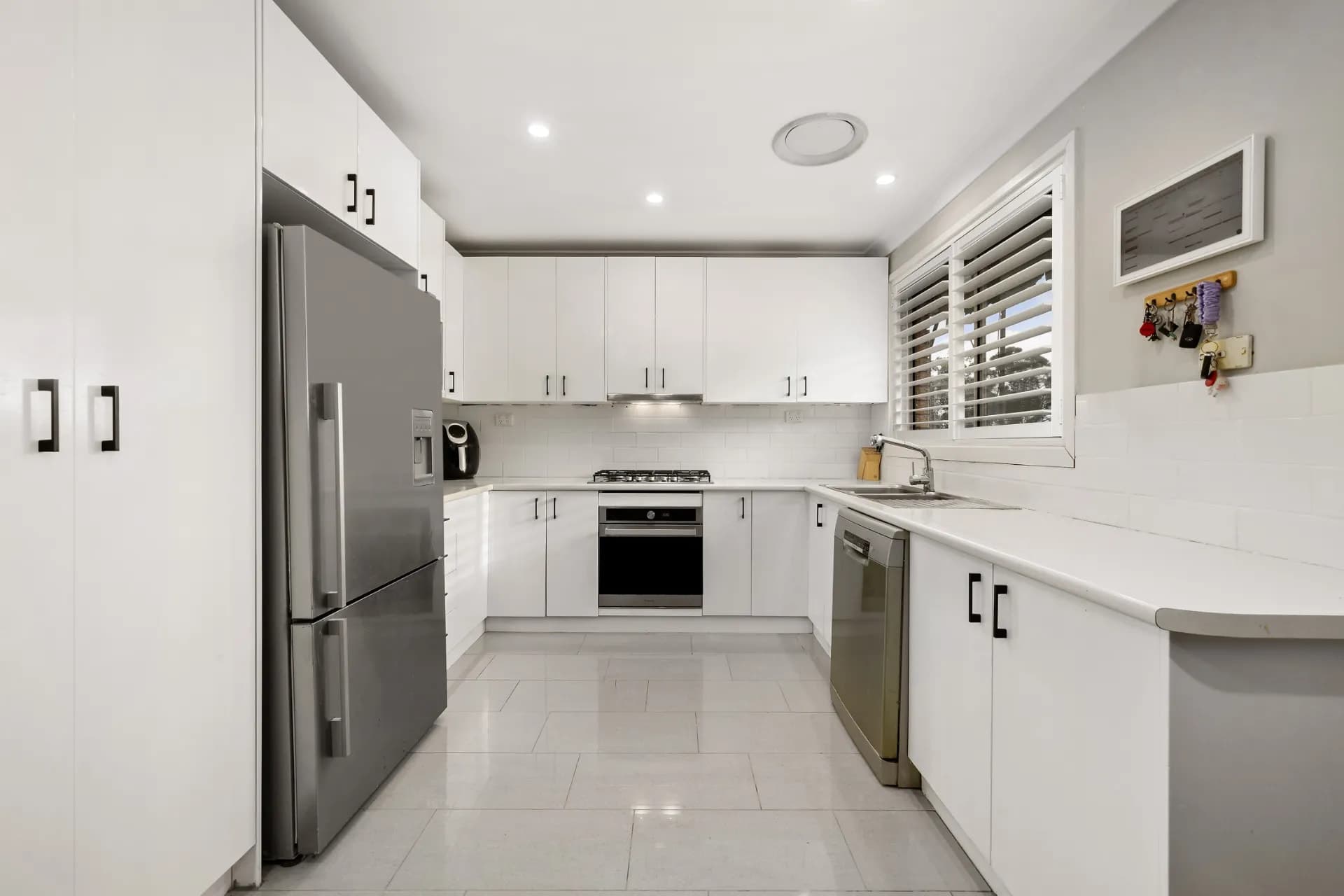 16 Tulloch Avenue, Maryland - Thumbnail 4