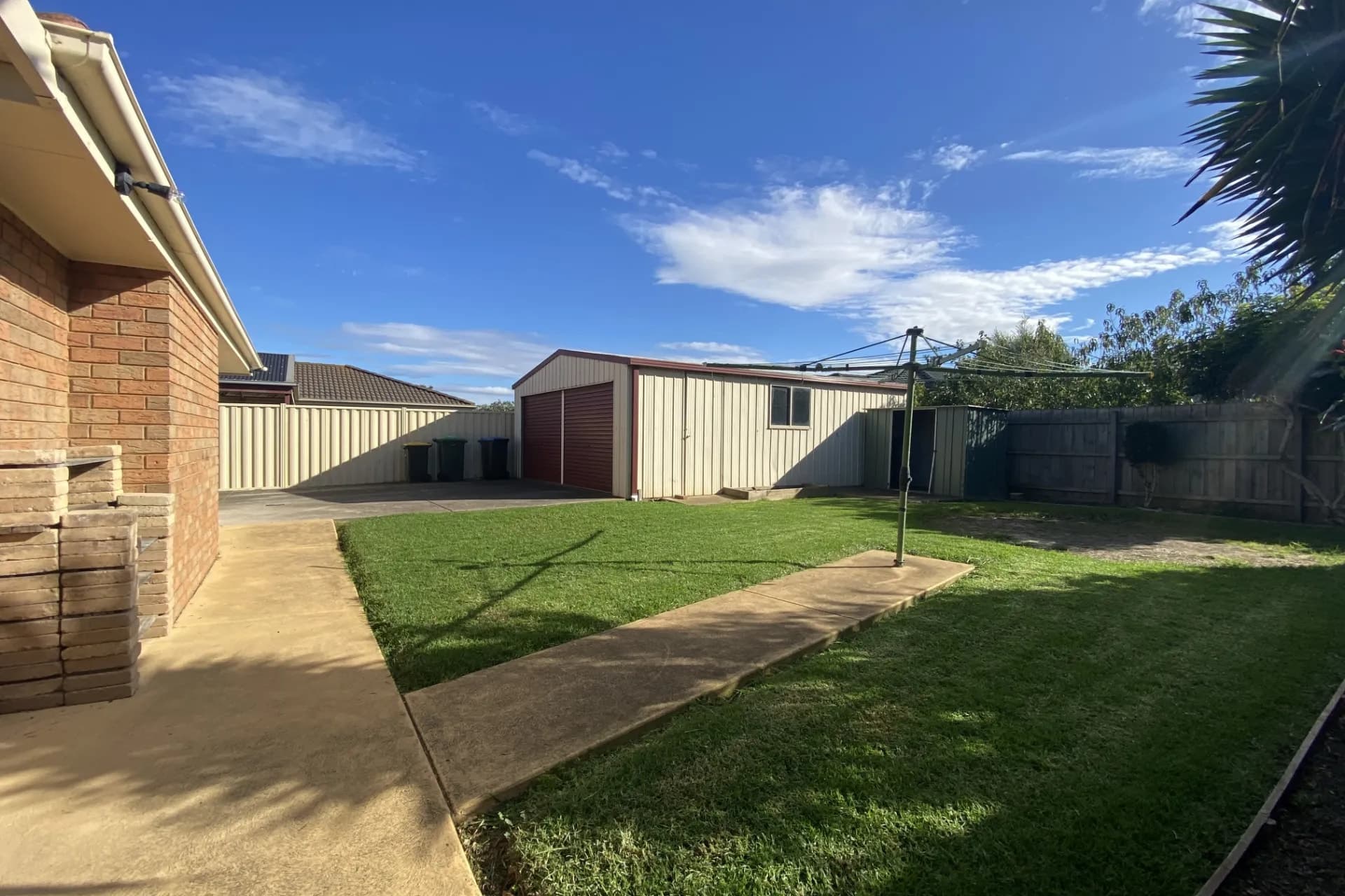 129 Flemington Crescent, Werribee - Thumbnail 2