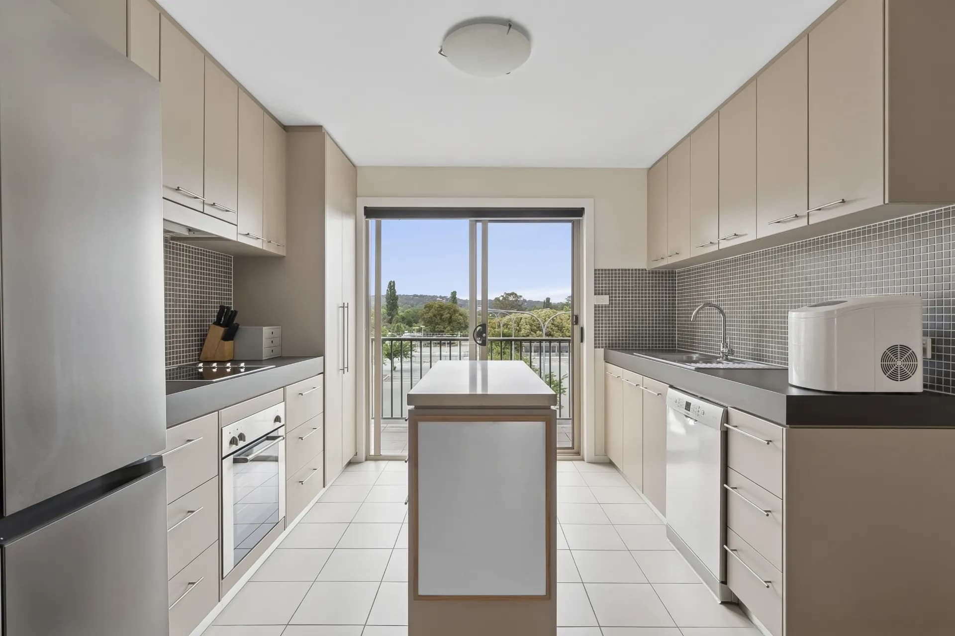 24/43 Antill Street, Queanbeyan, NSW, Queanbeyan - Thumbnail 3
