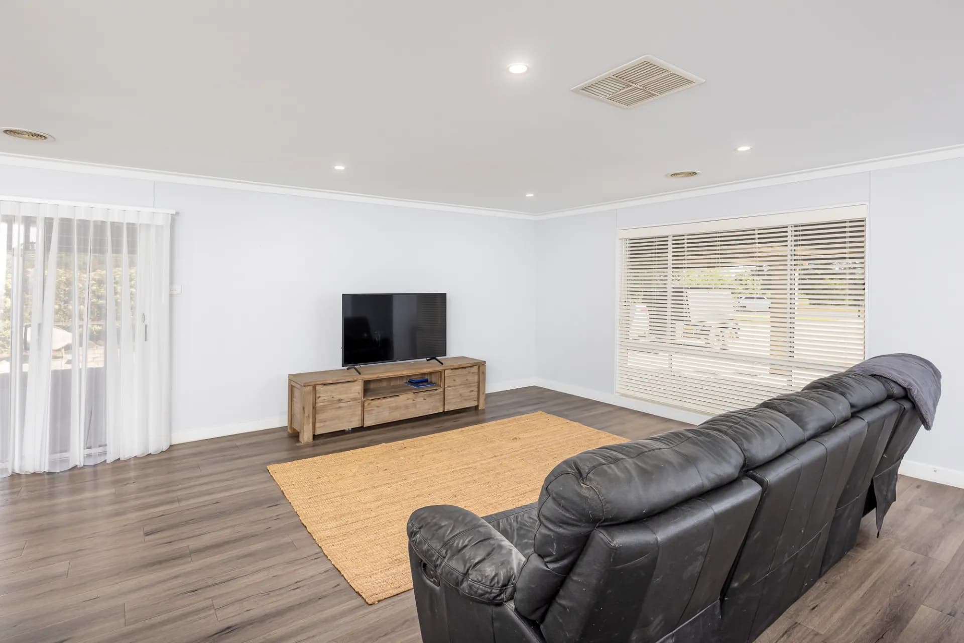 67 Alder Road, Lake Albert - Thumbnail 4