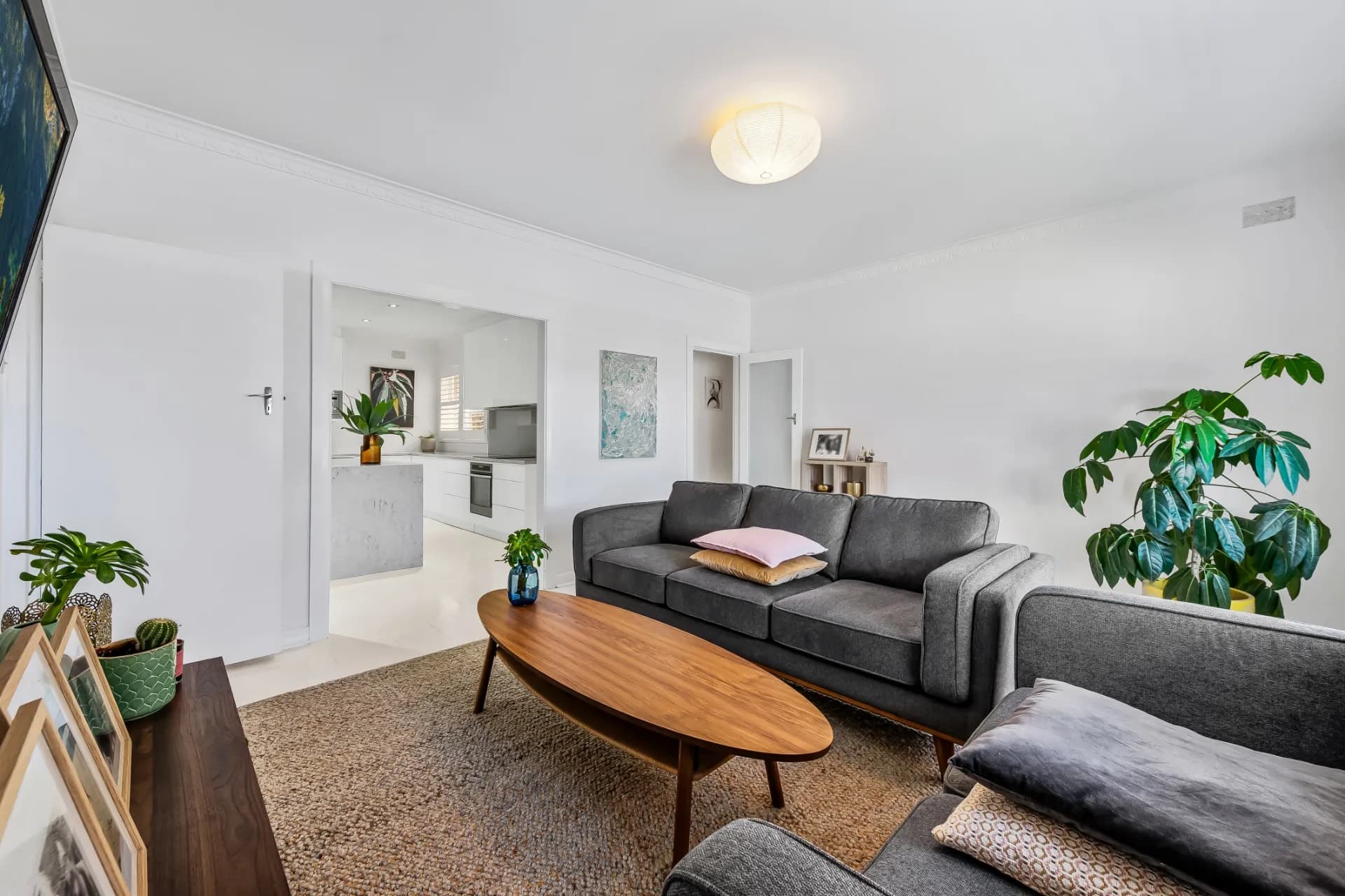 31 Cudmore Terrace, Henley Beach - Thumbnail 2