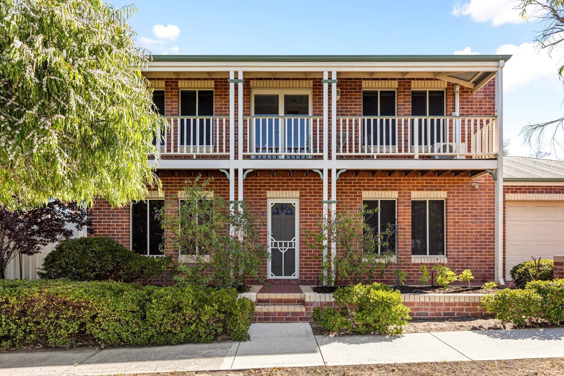 22 Wisbech Street, Bayswater - Image 1