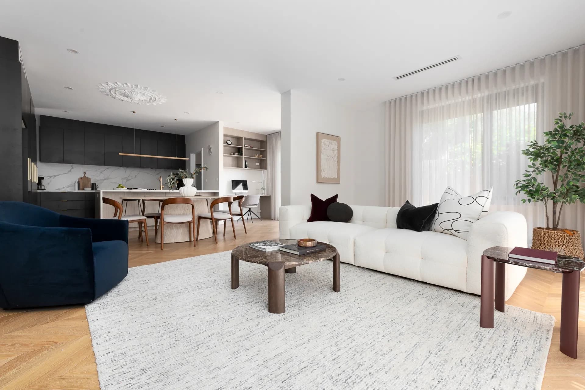 13 Hardy Street, South Yarra - Thumbnail 2