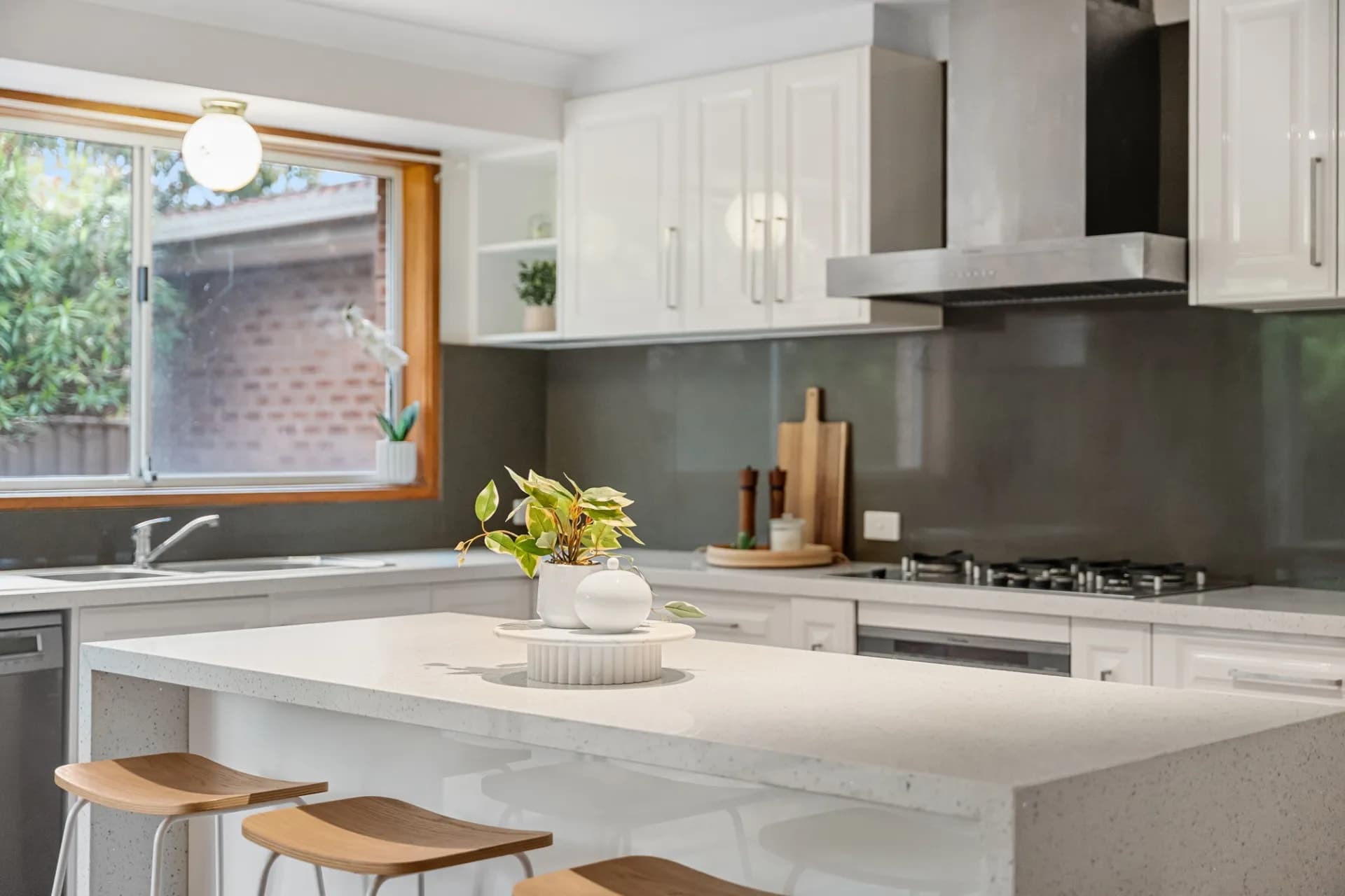 4 Thake Place, Lyneham - Thumbnail 4