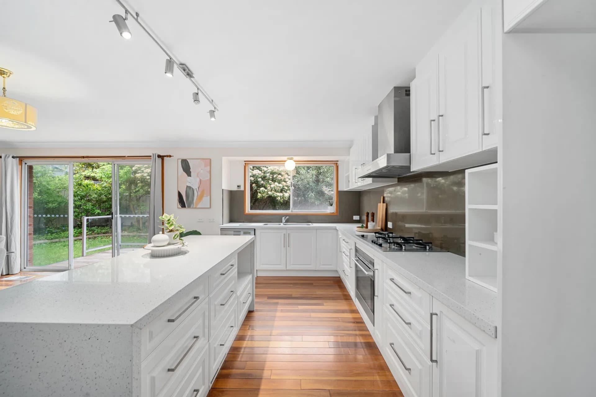 4 Thake Place, Lyneham - Thumbnail 5