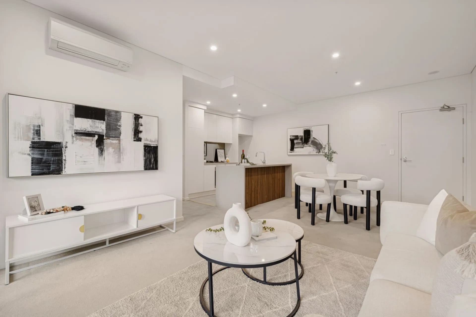 607/19 Parramatta Road, Homebush, NSW, Homebush - Thumbnail 3