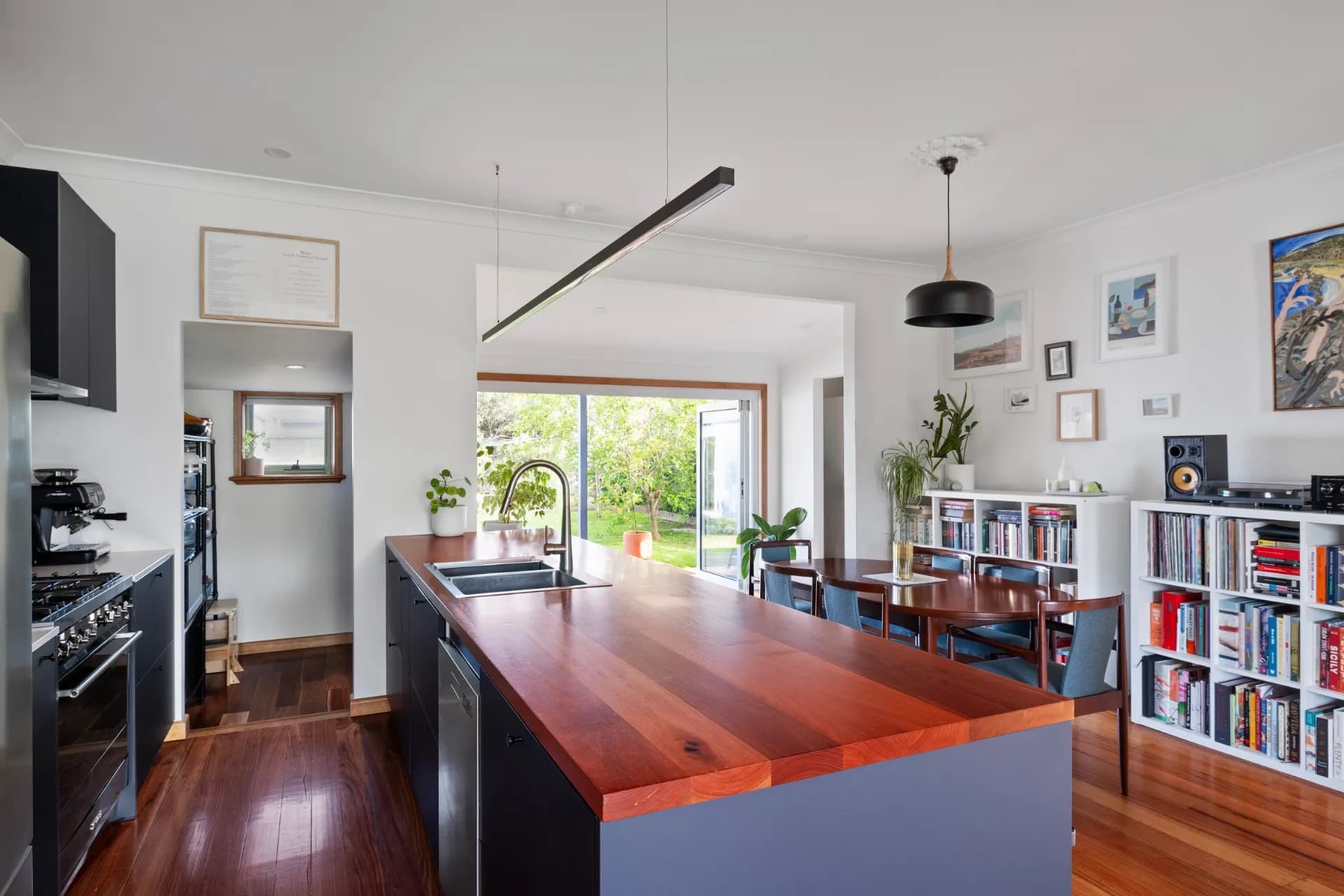 5 Kelverne Street, Reservoir - Thumbnail 3