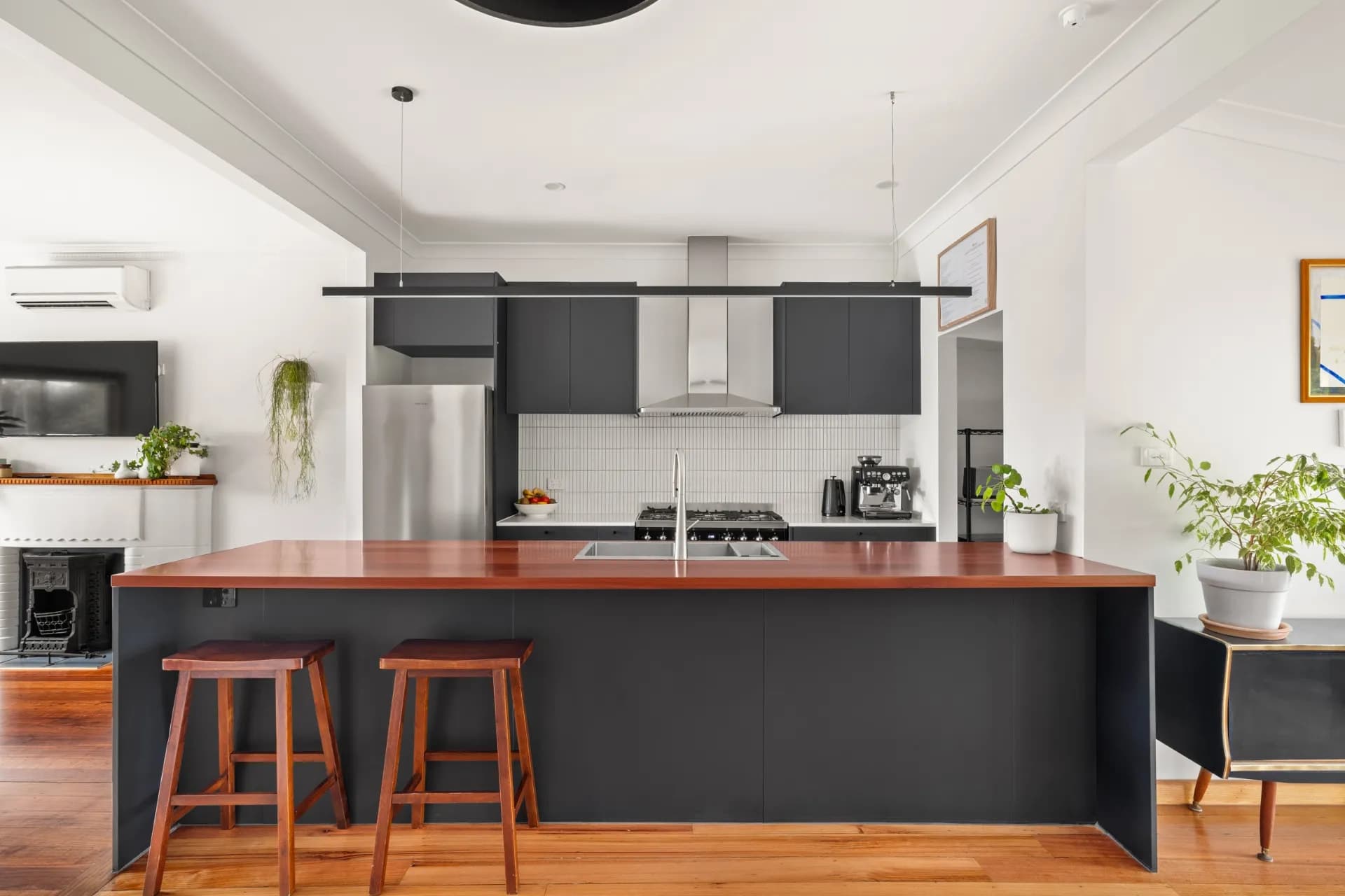 5 Kelverne Street, Reservoir - Thumbnail 4