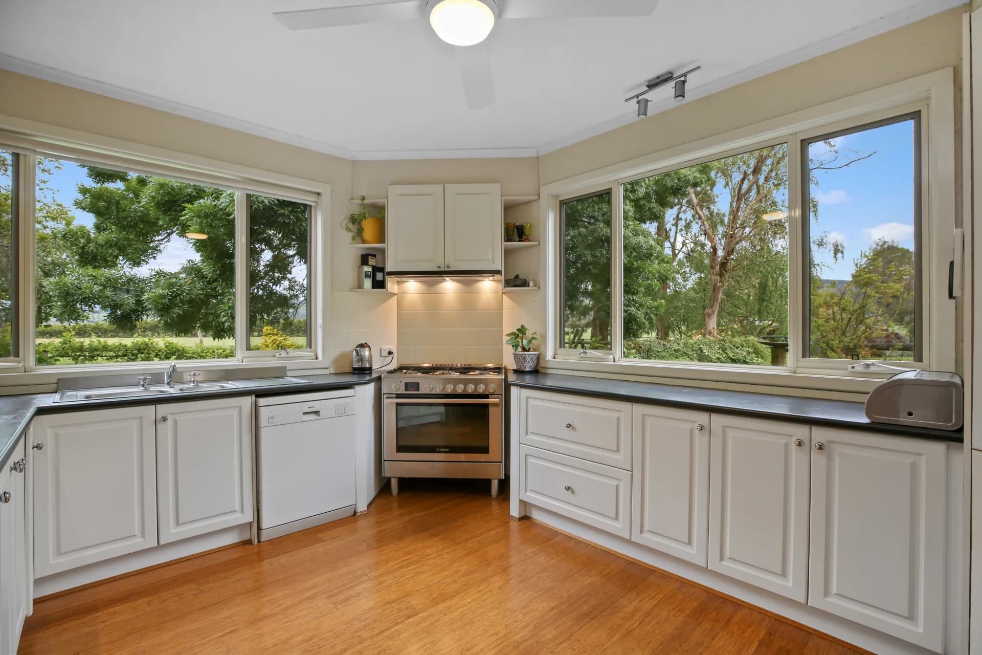 276 Cloverlea  Road, Cloverlea - Thumbnail 5