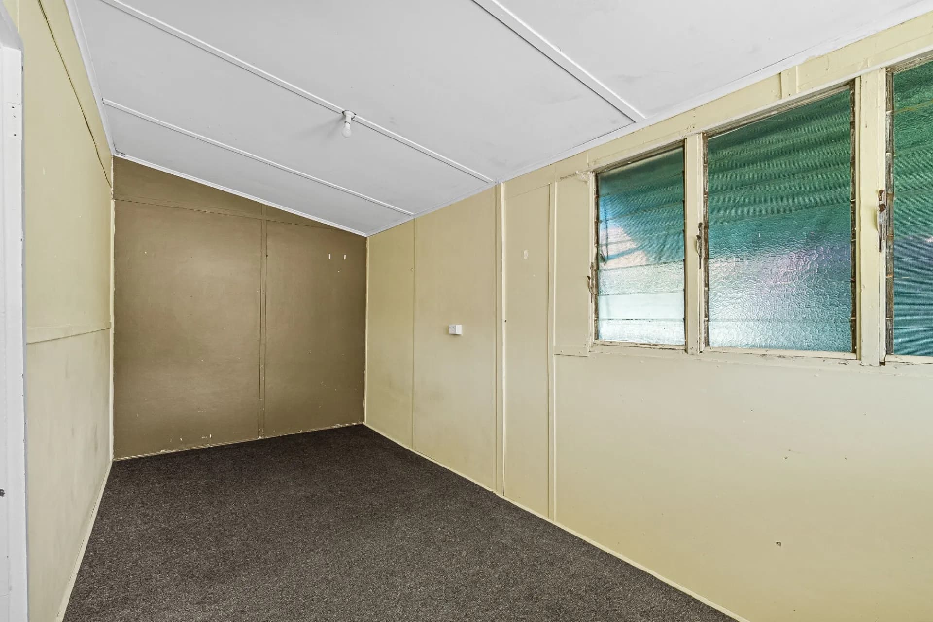 1b Brooking Road, Coodanup - Thumbnail 8