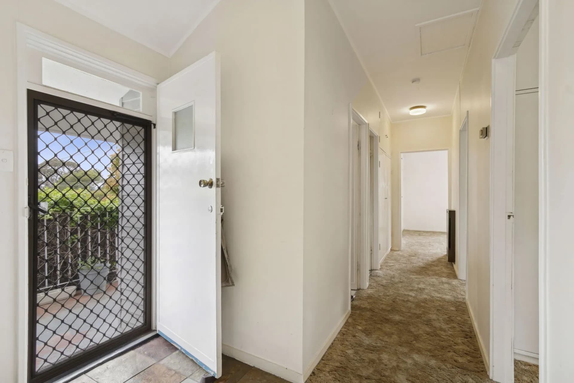 6 Mullan Place, Cooma - Thumbnail 4