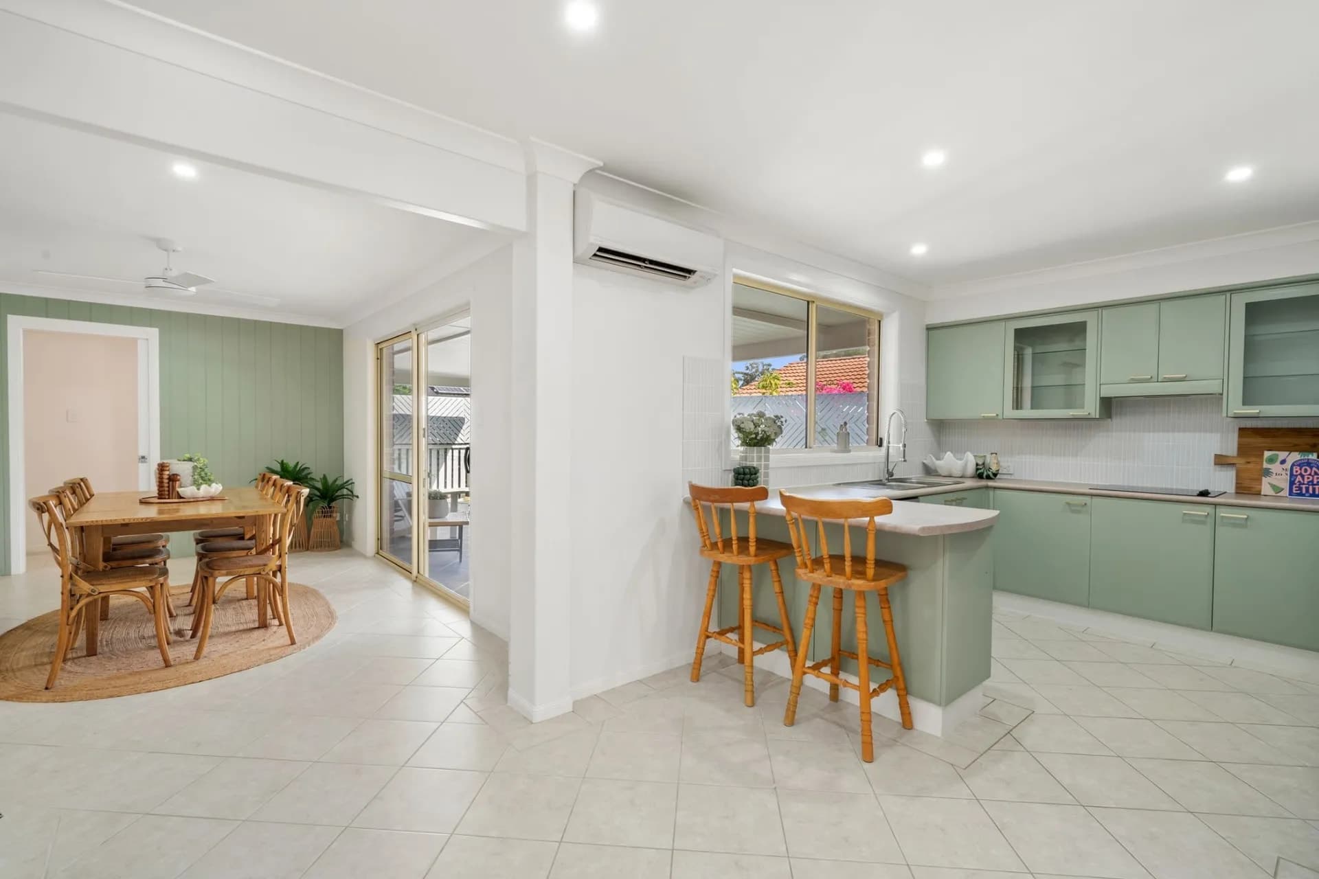 2/5 Wonga  Crescent, Port Macquarie., Port Macquarie - Thumbnail 3