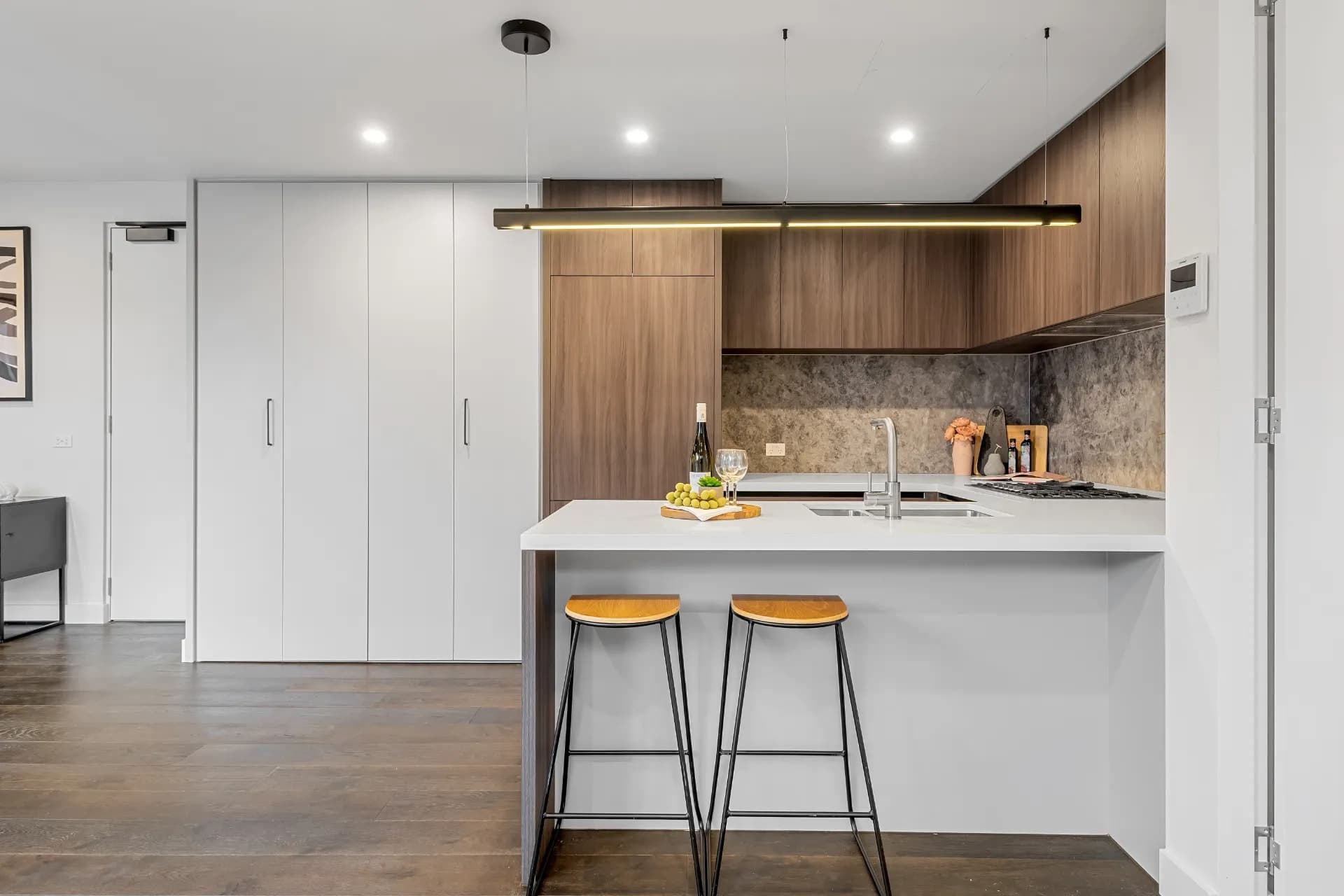 103/24 Linacre  Road, Hampton - Thumbnail 4