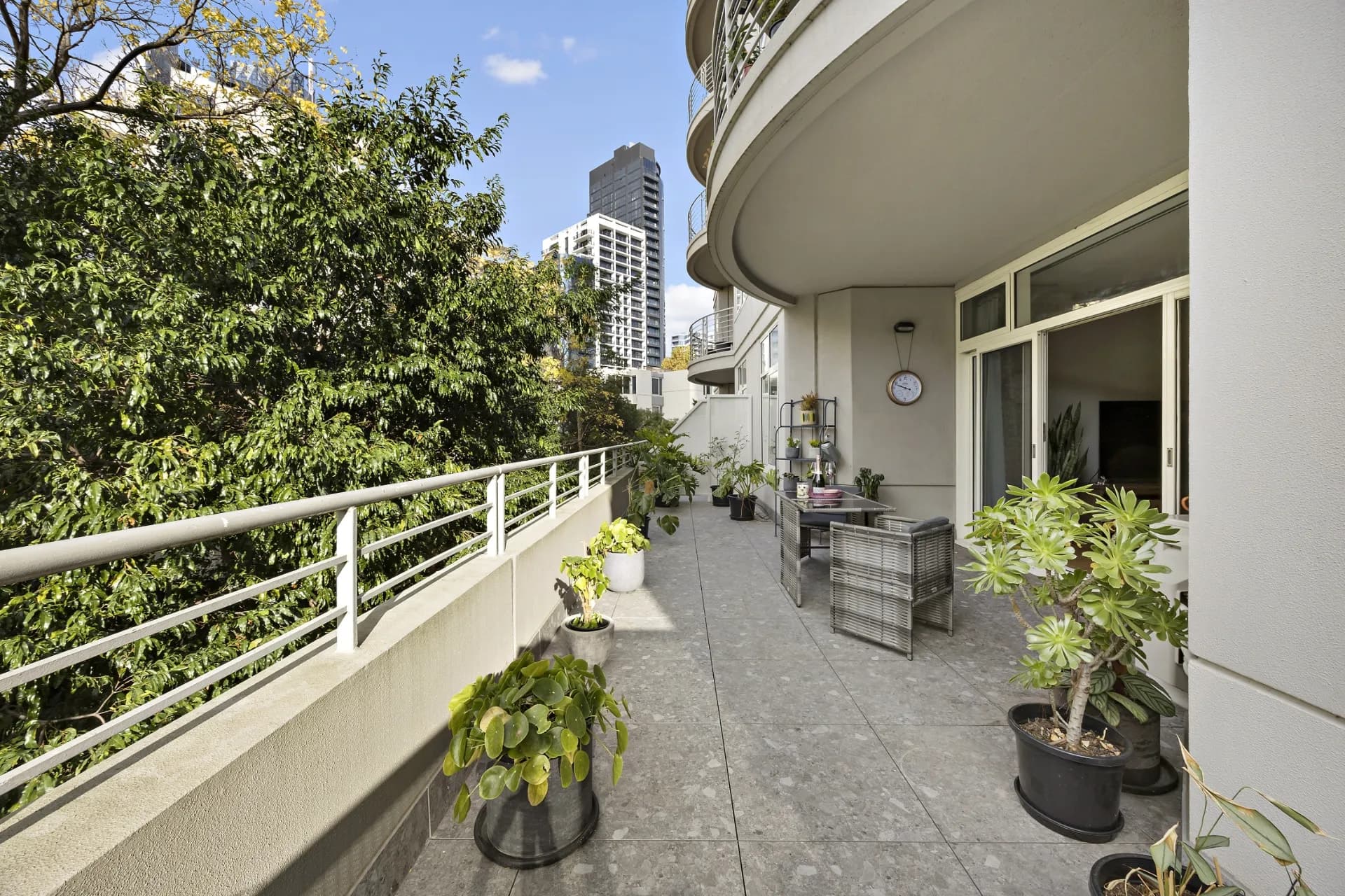 19/85 Alexandra Avenue, South Yarra., South Yarra - Image 1