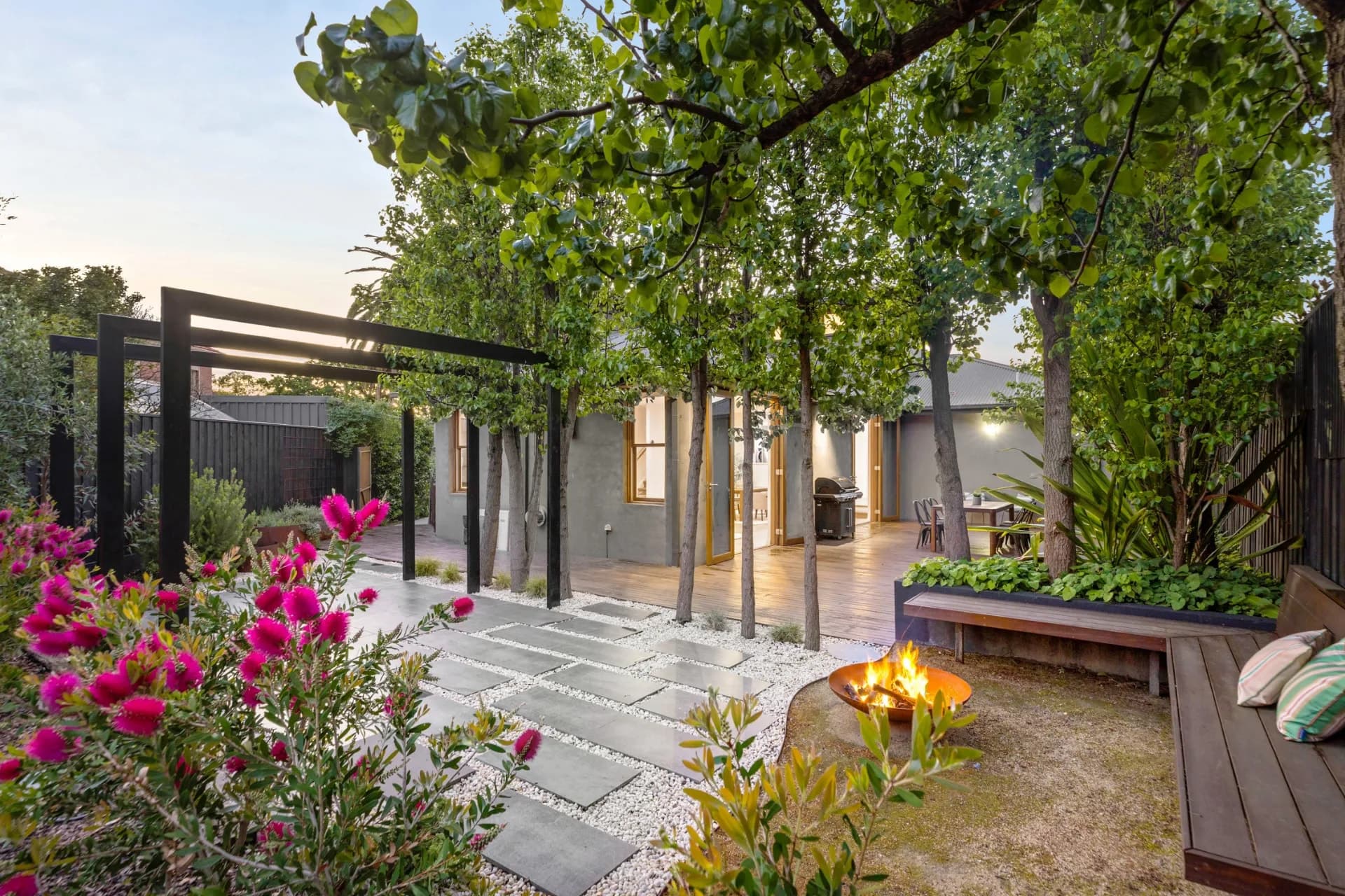 6 Bowlers Way, Malvern East - Thumbnail 2