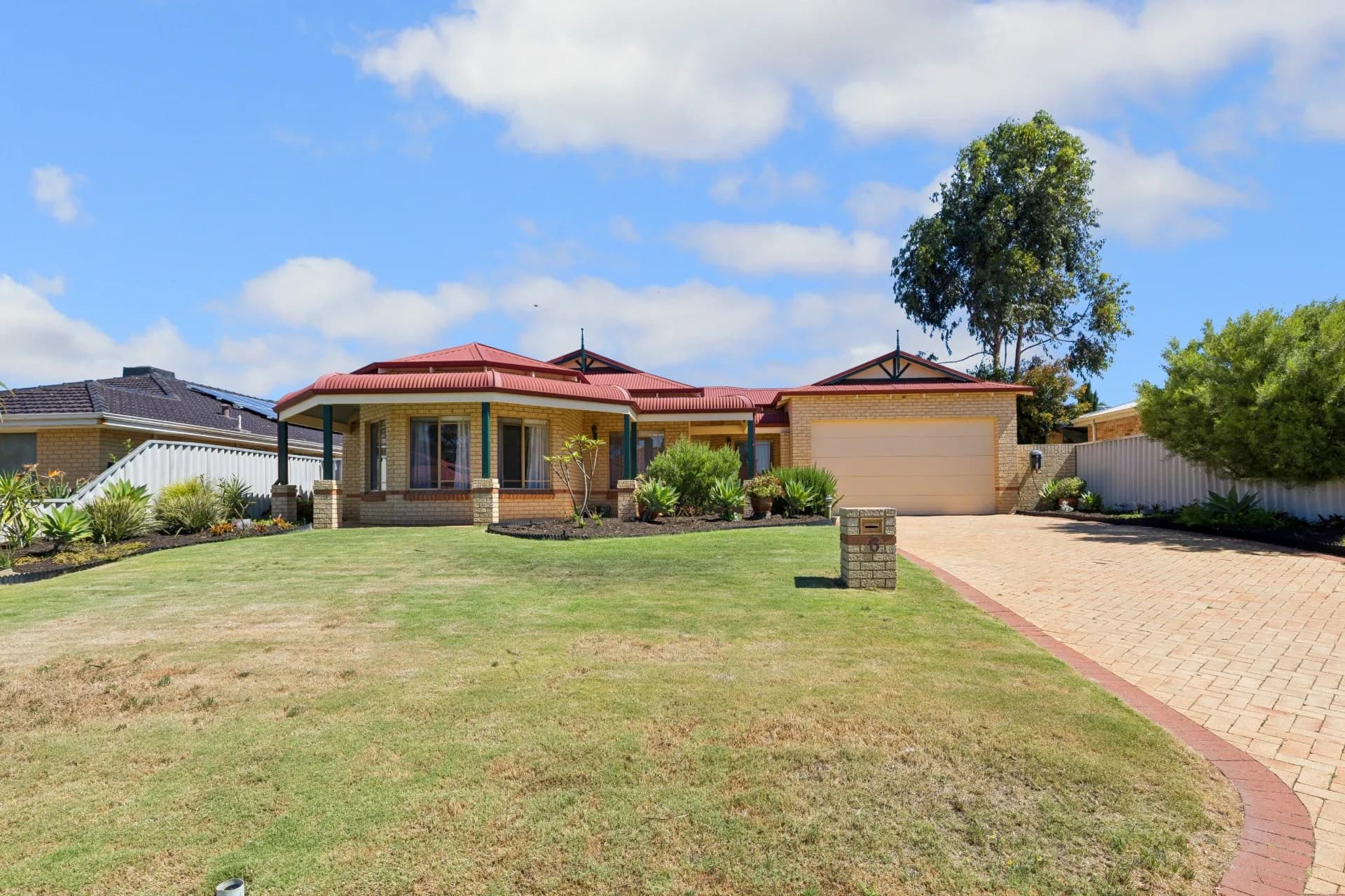 6 Treaty Oak Cove, Bibra Lake - Image 1