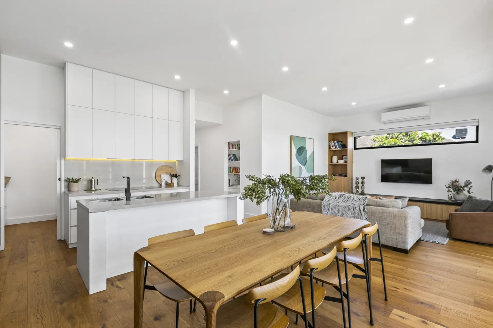 58 Peel Street, Newport - Thumbnail 8
