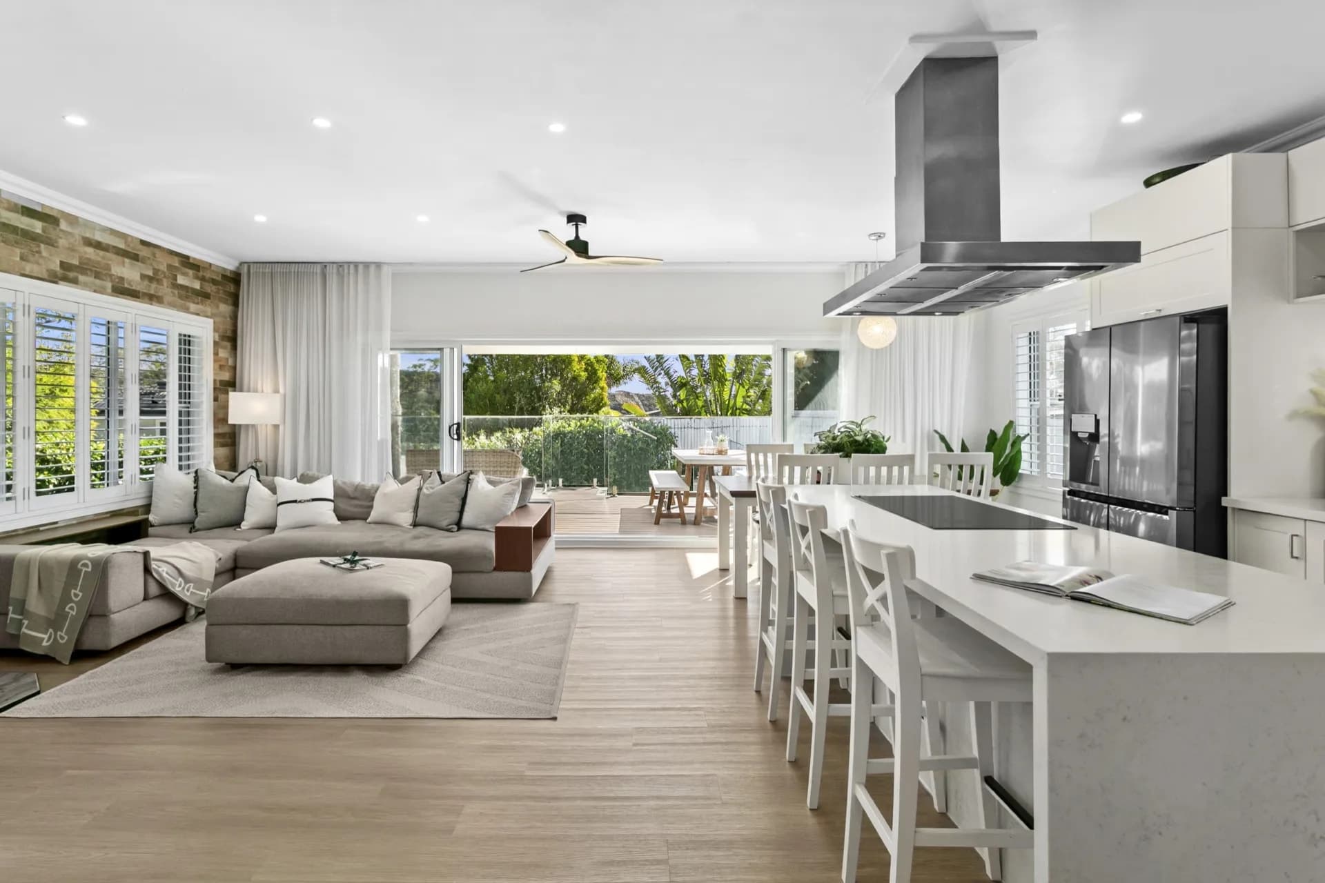 7 Langdale Place, Wheeler Heights., Wheeler Heights - Thumbnail 2