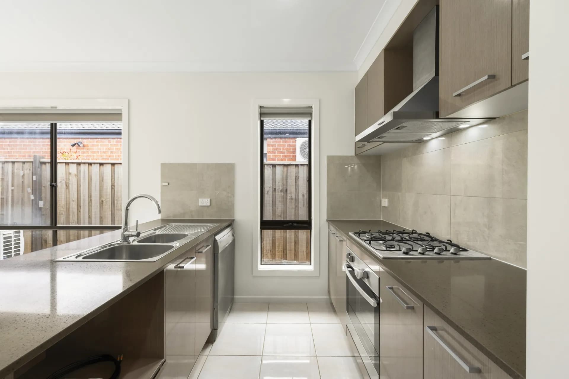 30 Harogen Drive, Werribee., Werribee - Thumbnail 8