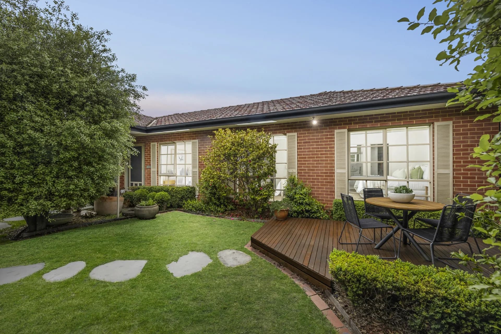 44a Bluff  Road, Black Rock - Image 1