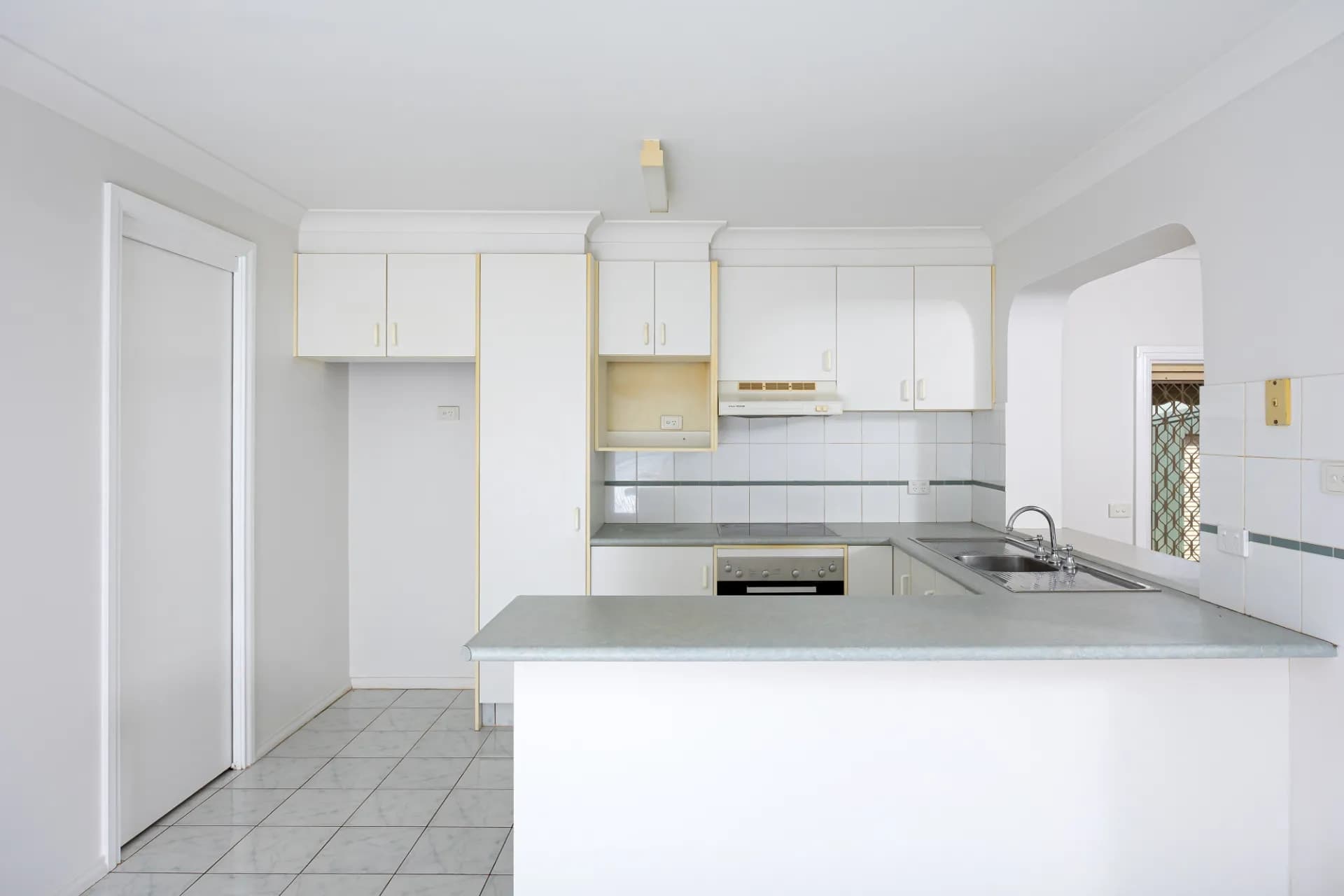 15 Boree Avenue, Forest Hill - Thumbnail 2