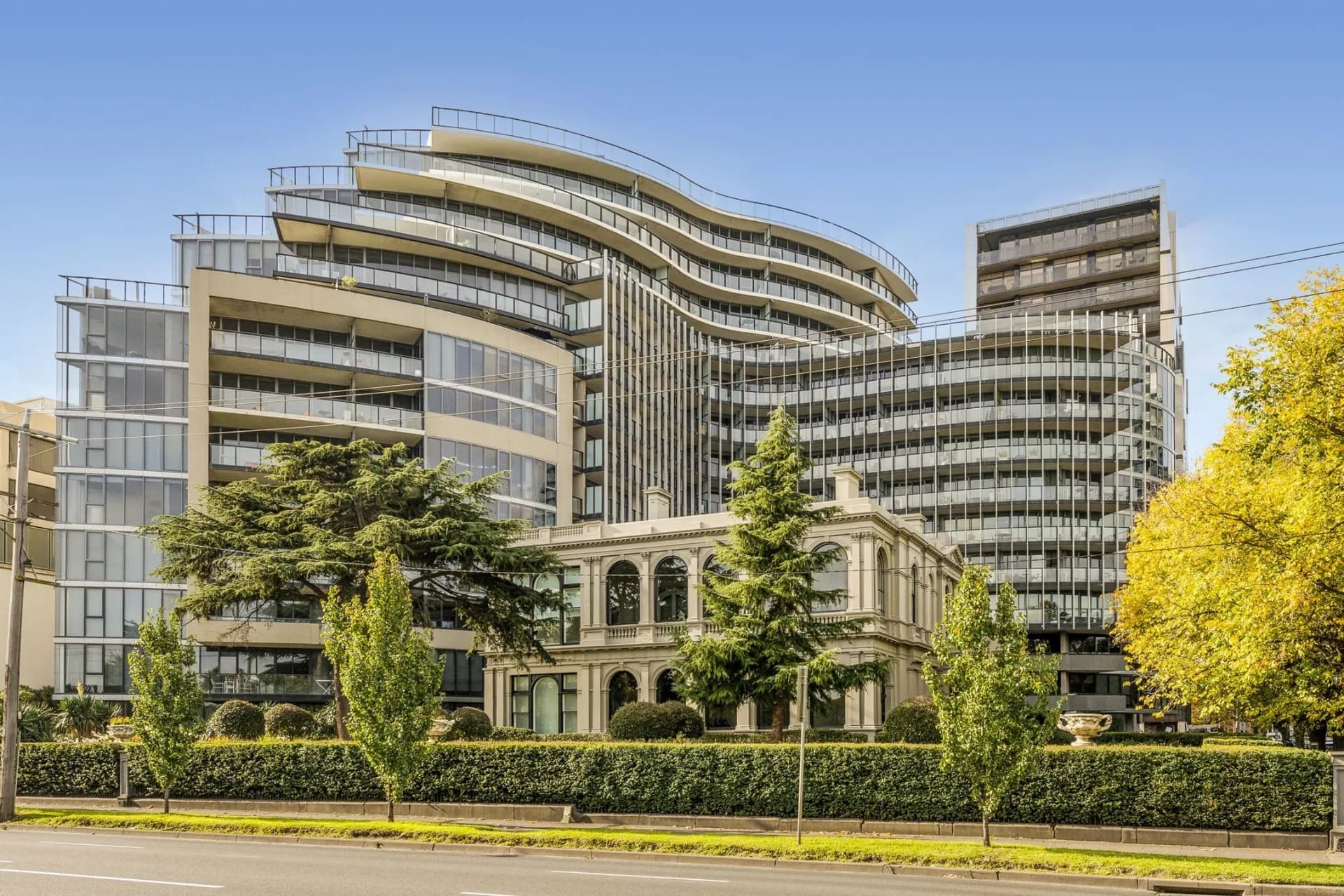 904/55 Queens Road, Melbourne - Image 1