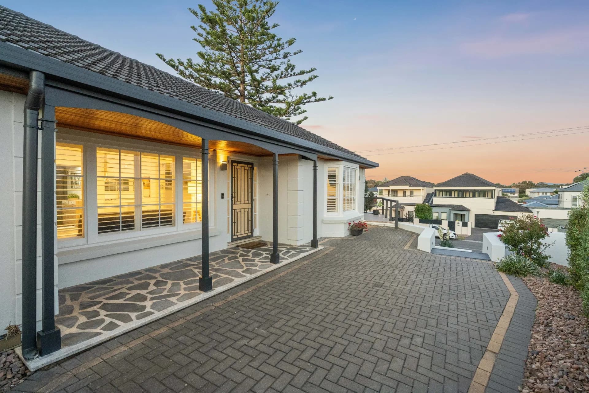 91 Military  Road, West Beach - Thumbnail 2