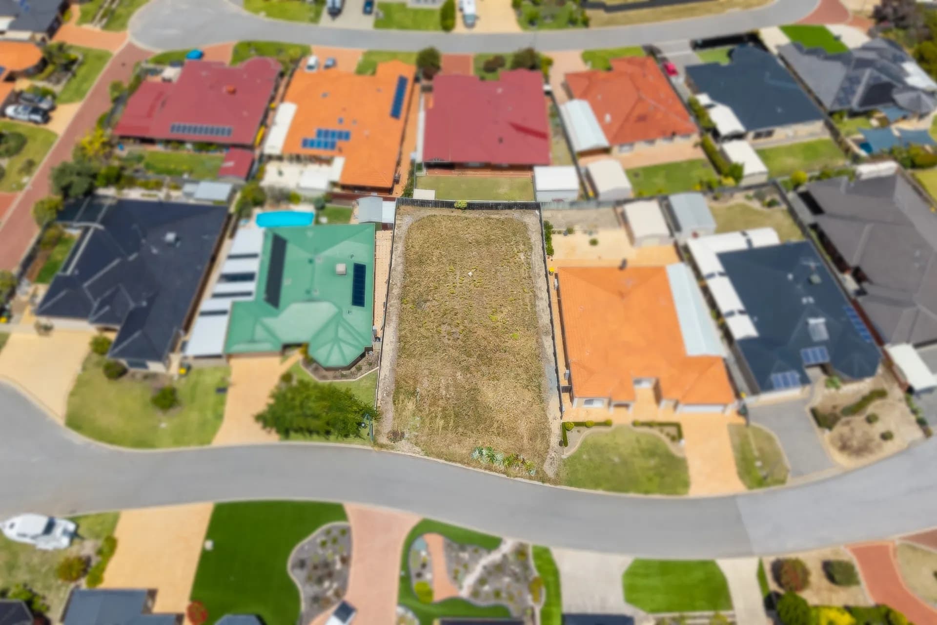 13 Castaway Cove, Halls Head - Thumbnail 4