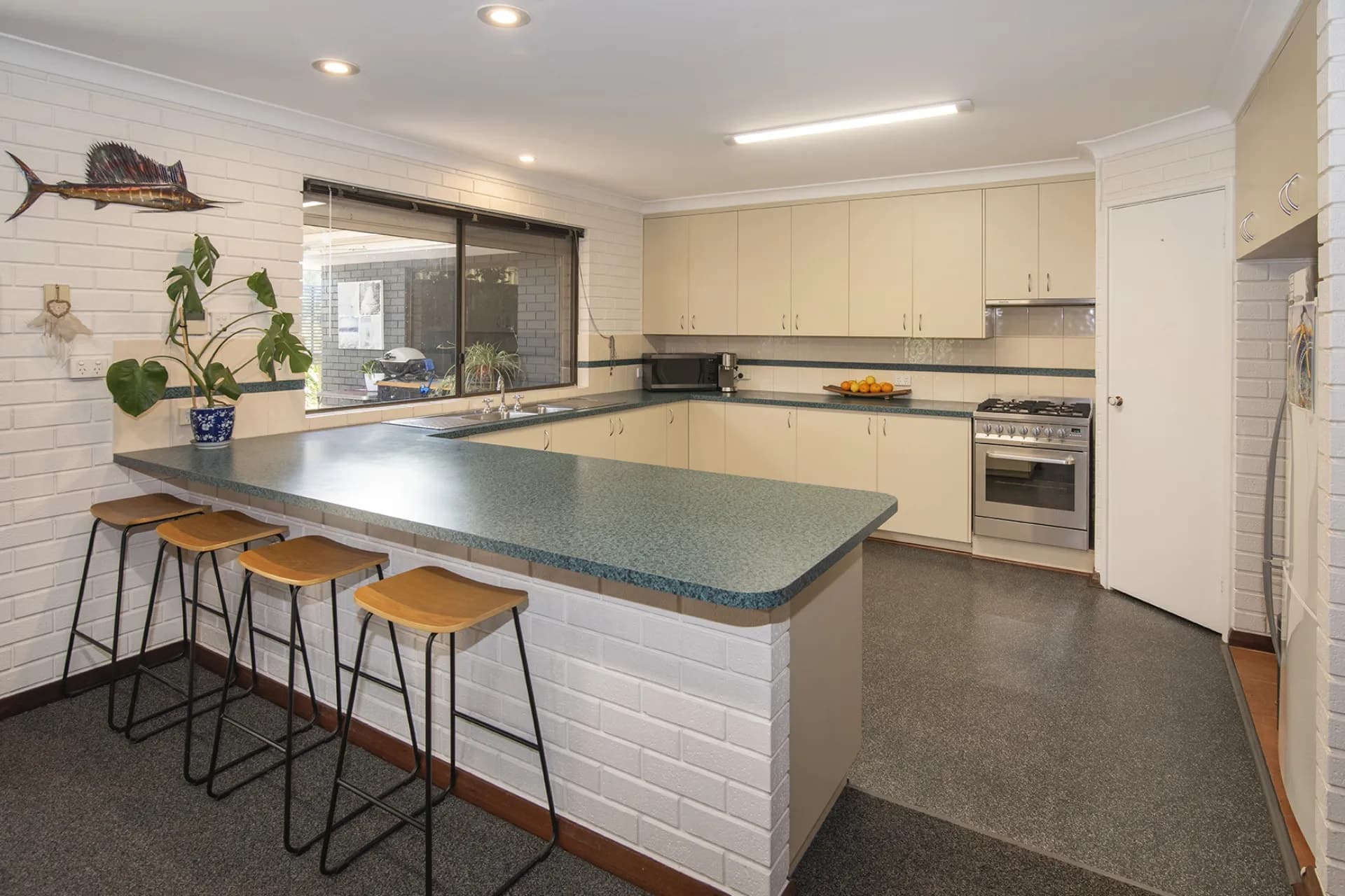 60 Hermitage Drive, Margaret River., Margaret River - Thumbnail 2