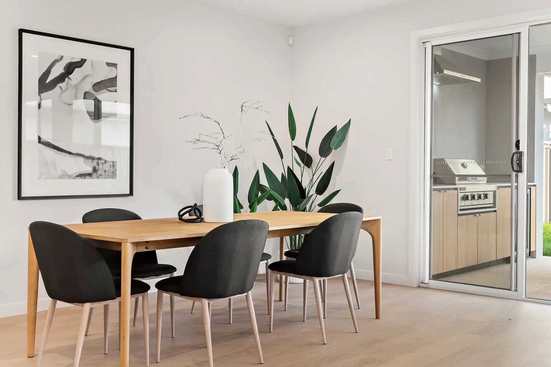 99 Marlborough Street, Henley Beach., Henley Beach - Thumbnail 5
