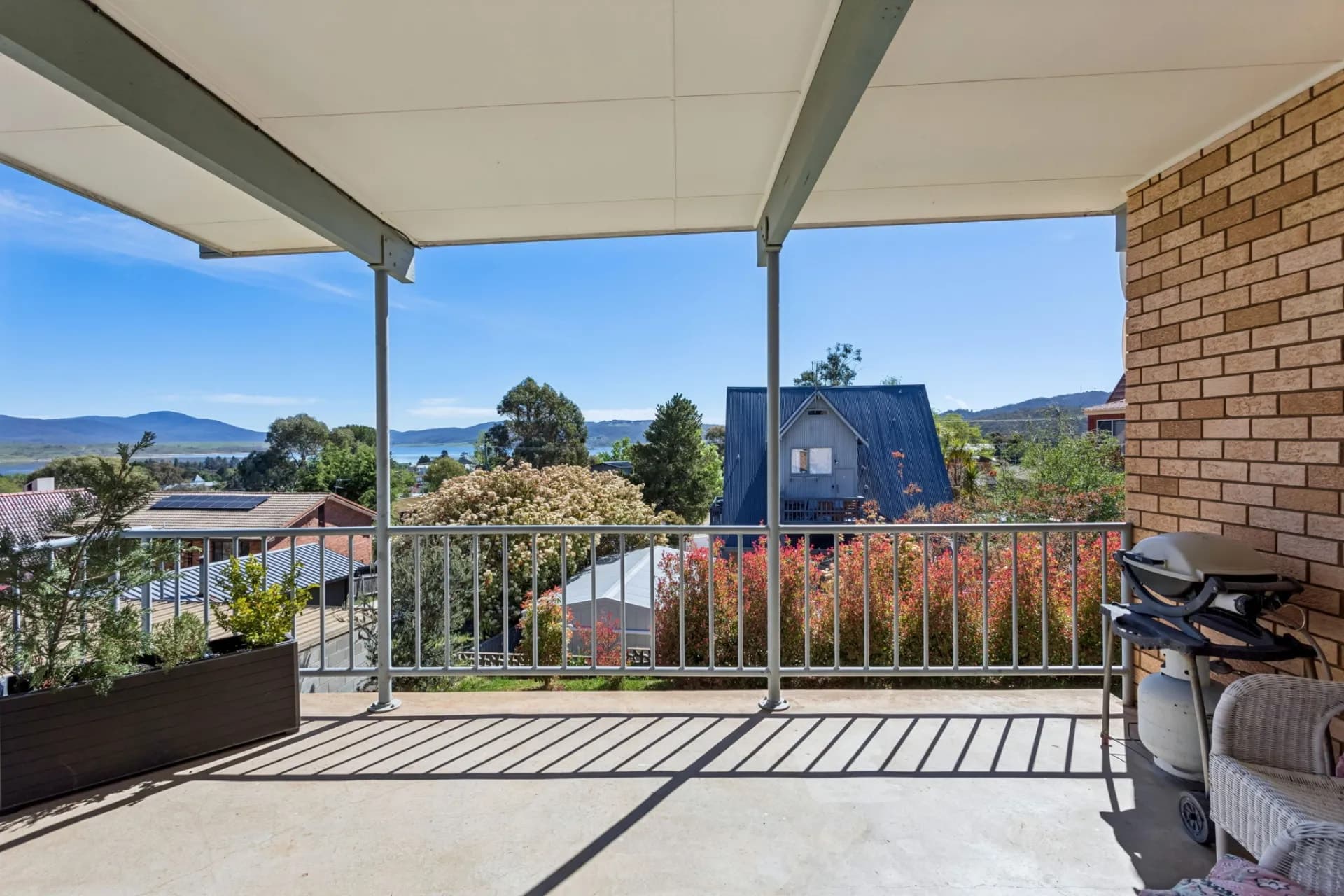 2/25 Bogong Street, Jindabyne, NSW, Jindabyne - Thumbnail 2