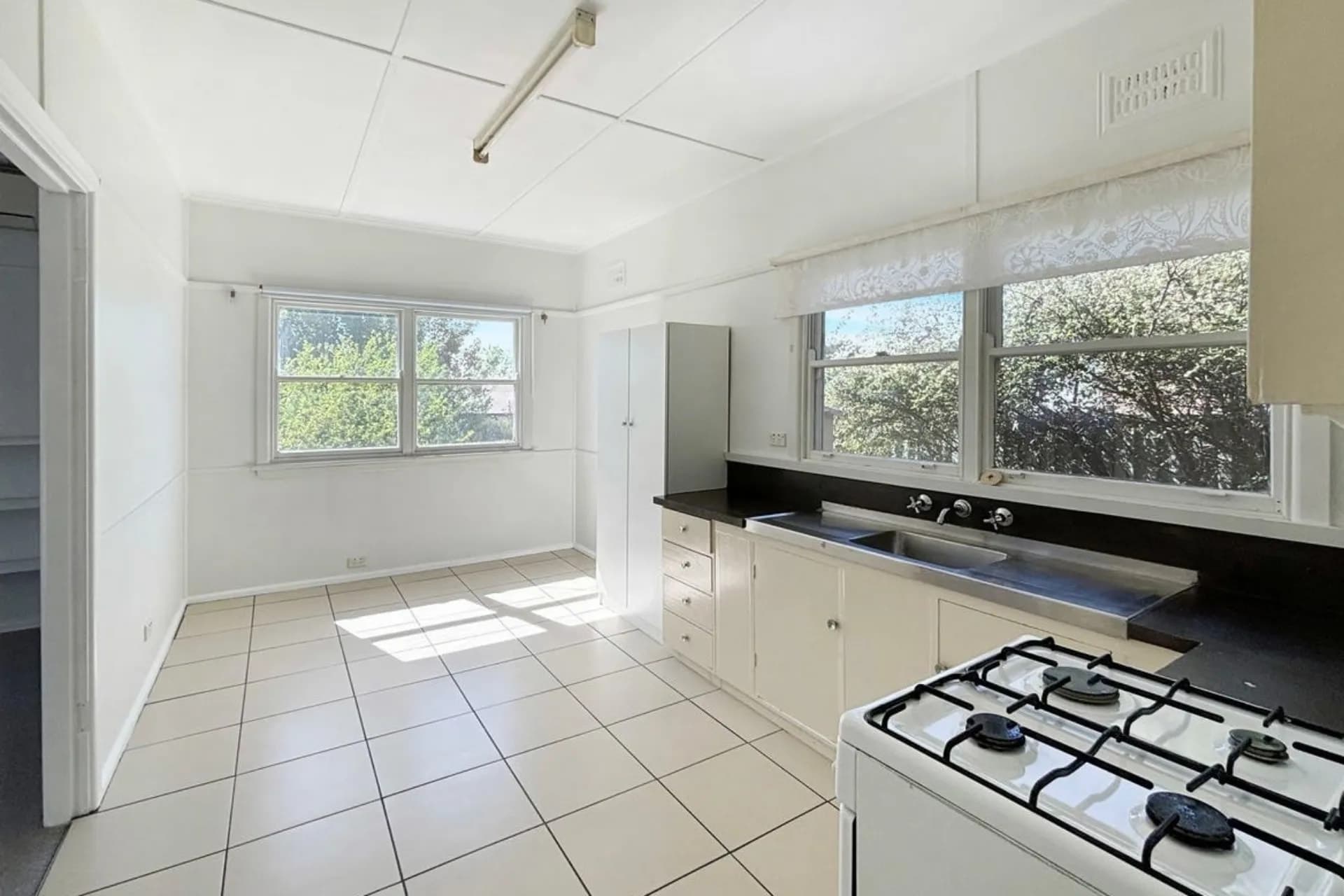 15 Baroona Avenue, Cooma., Cooma - Thumbnail 4