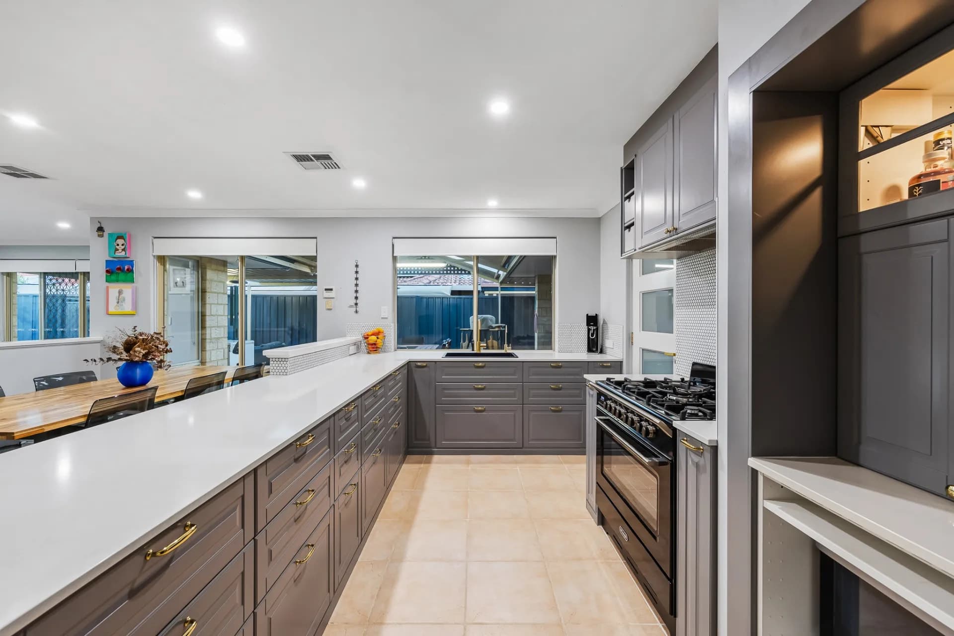 11 Blanc Close, Caversham - Thumbnail 4