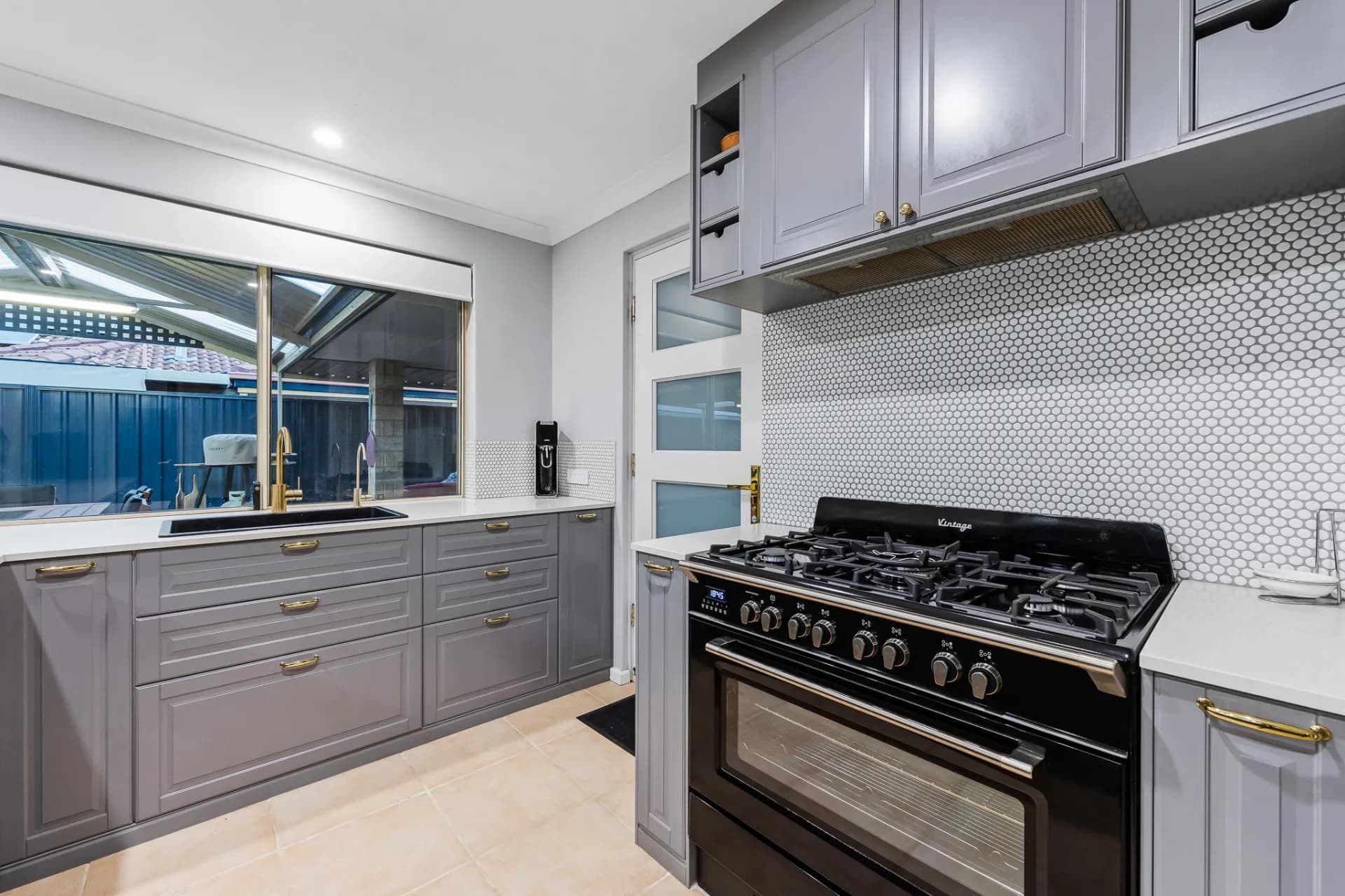 11 Blanc Close, Caversham - Thumbnail 5