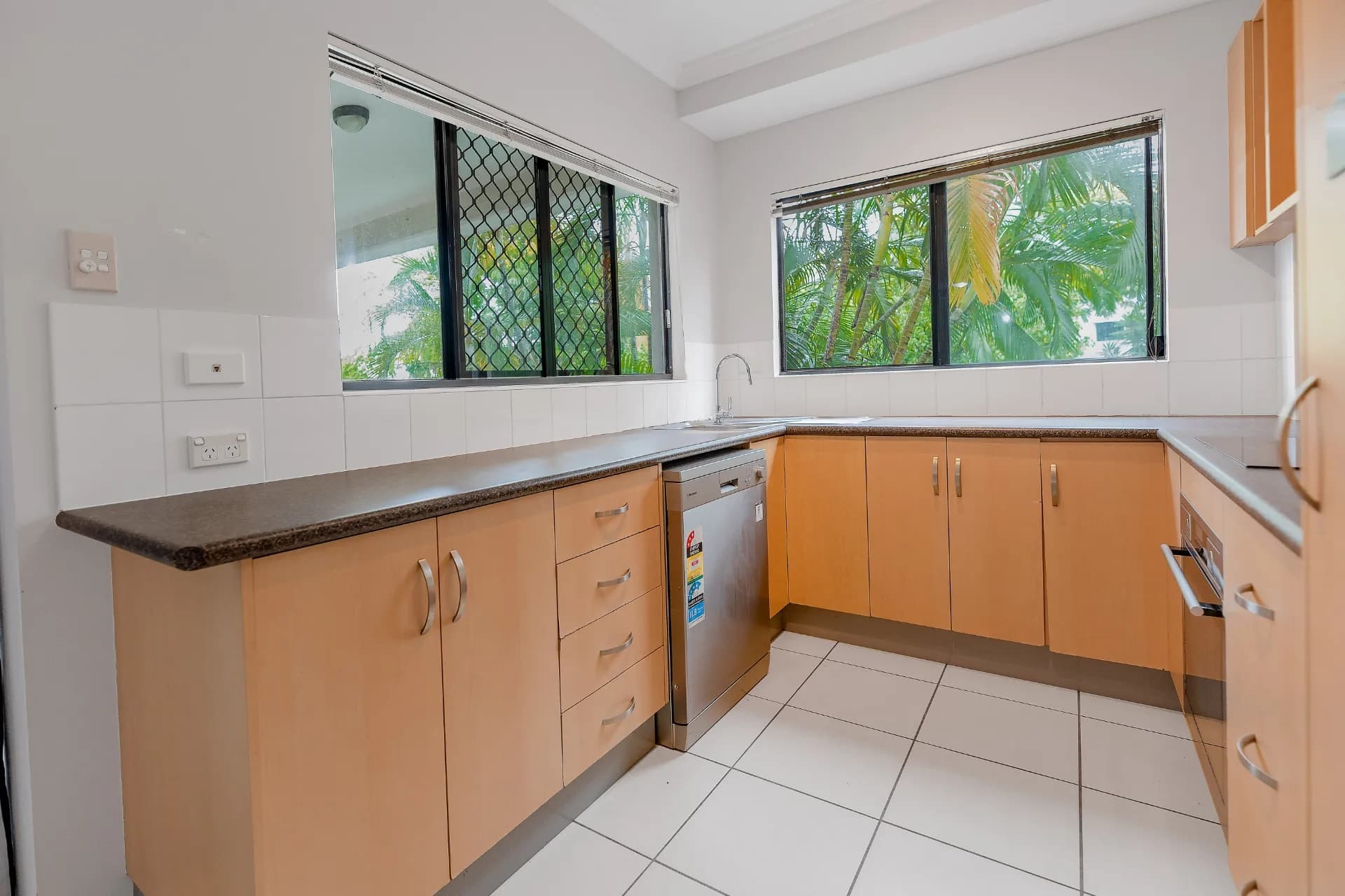Unit 9/19 Upward Street, Parramatta Park - Thumbnail 4