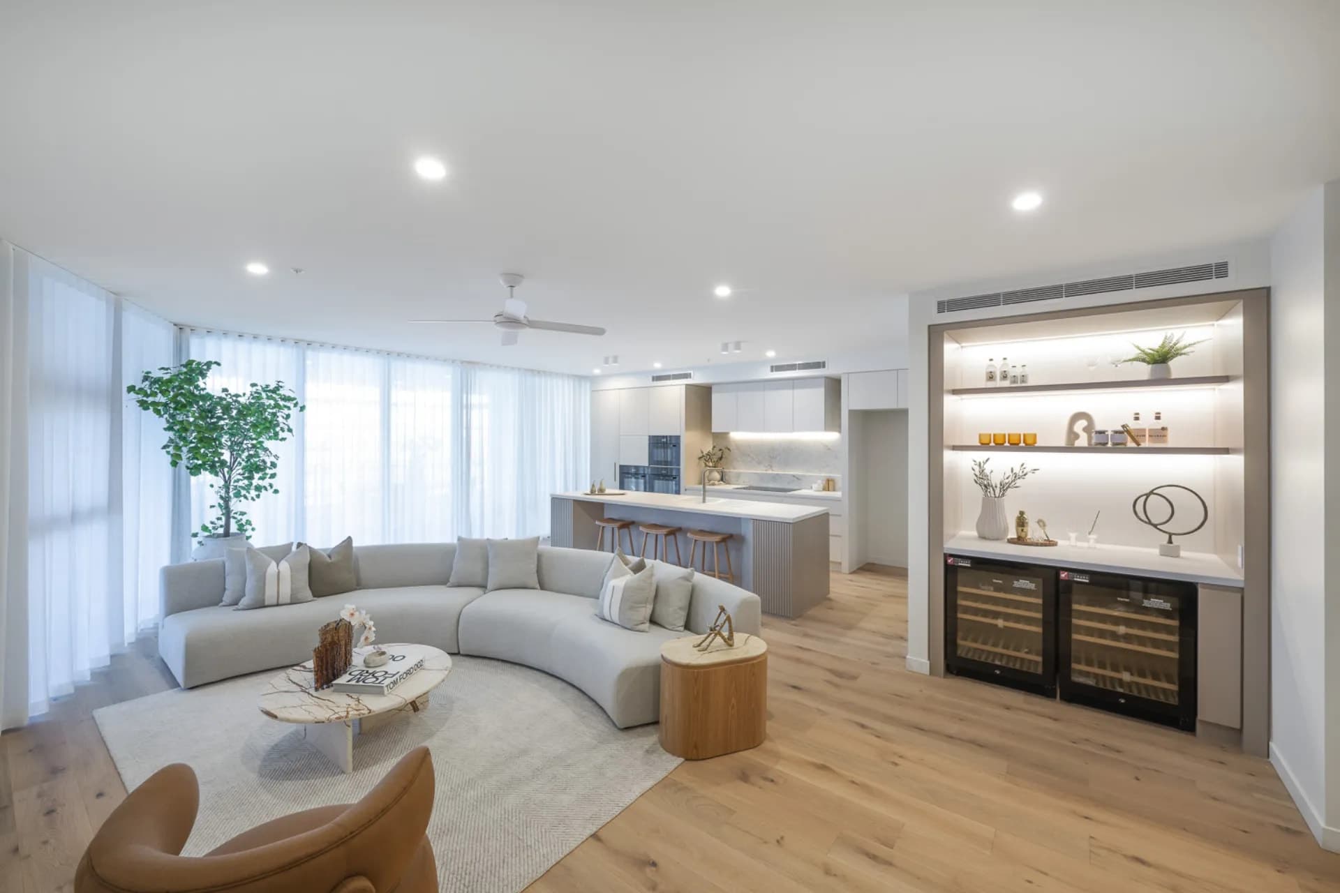 Unit 104/16 Woodcliffe  Crescent, Woody Point, QLD, Woody Point - Thumbnail 2