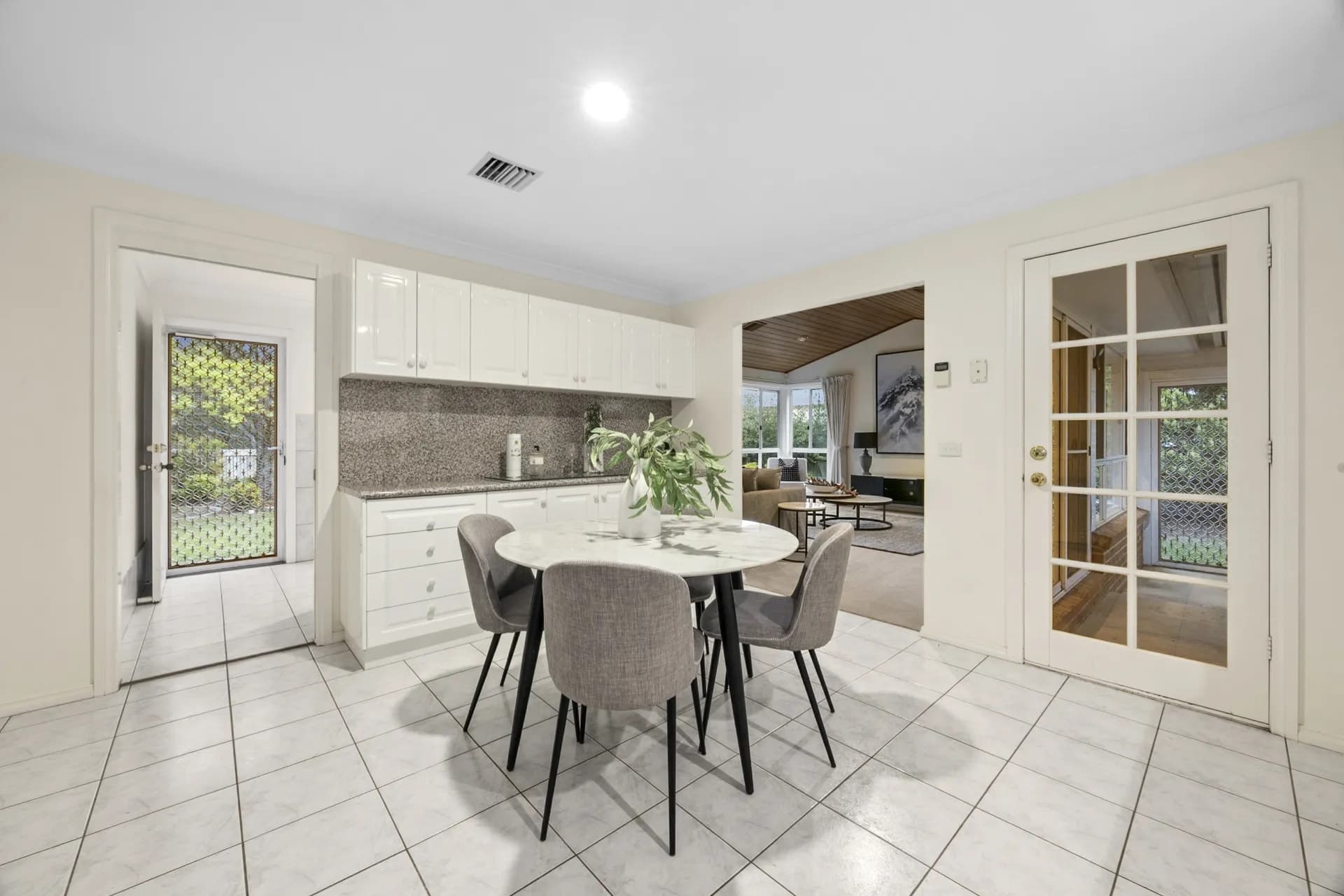 5 Coachwood Avenue, Jerrabomberra., Jerrabomberra - Thumbnail 7