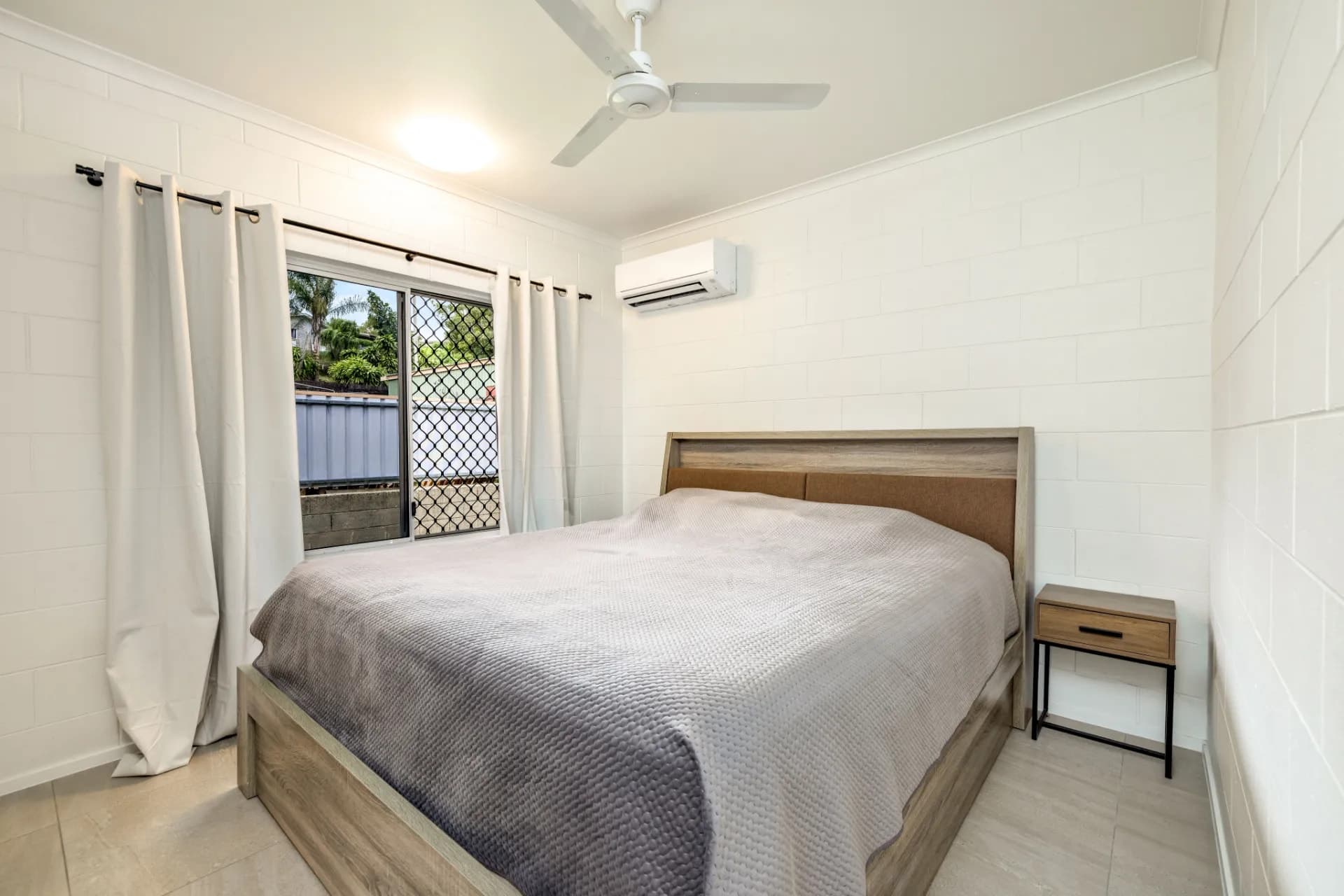 8 Kambara Street, White Rock - Thumbnail 4