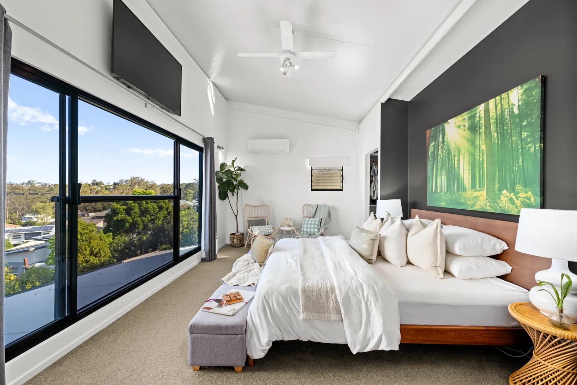 7 Cedarwood  Place, Brookwater - Thumbnail 4
