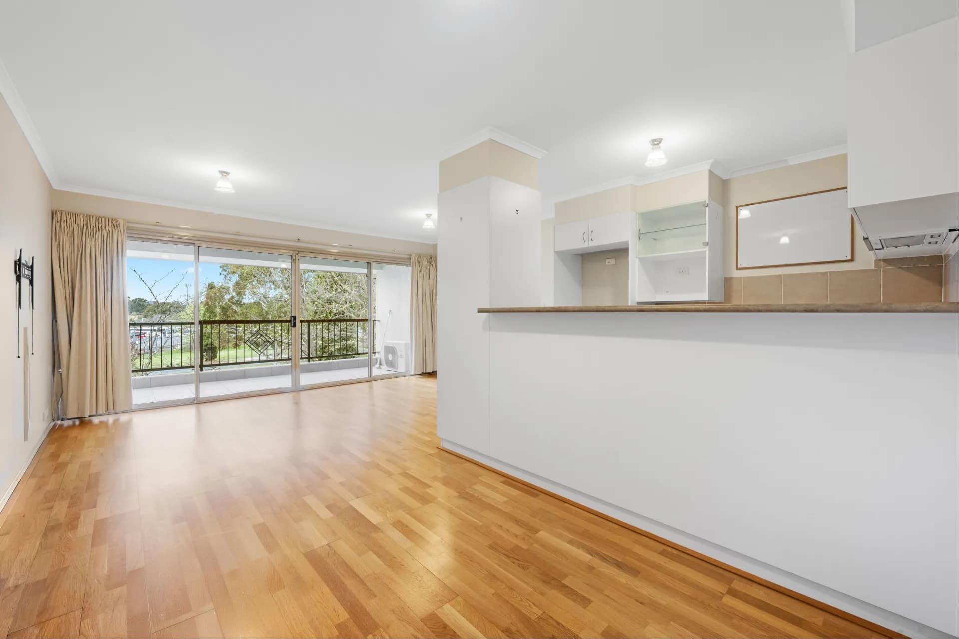 100/72 Wentworth Avenue, Kingston., Kingston - Image 1