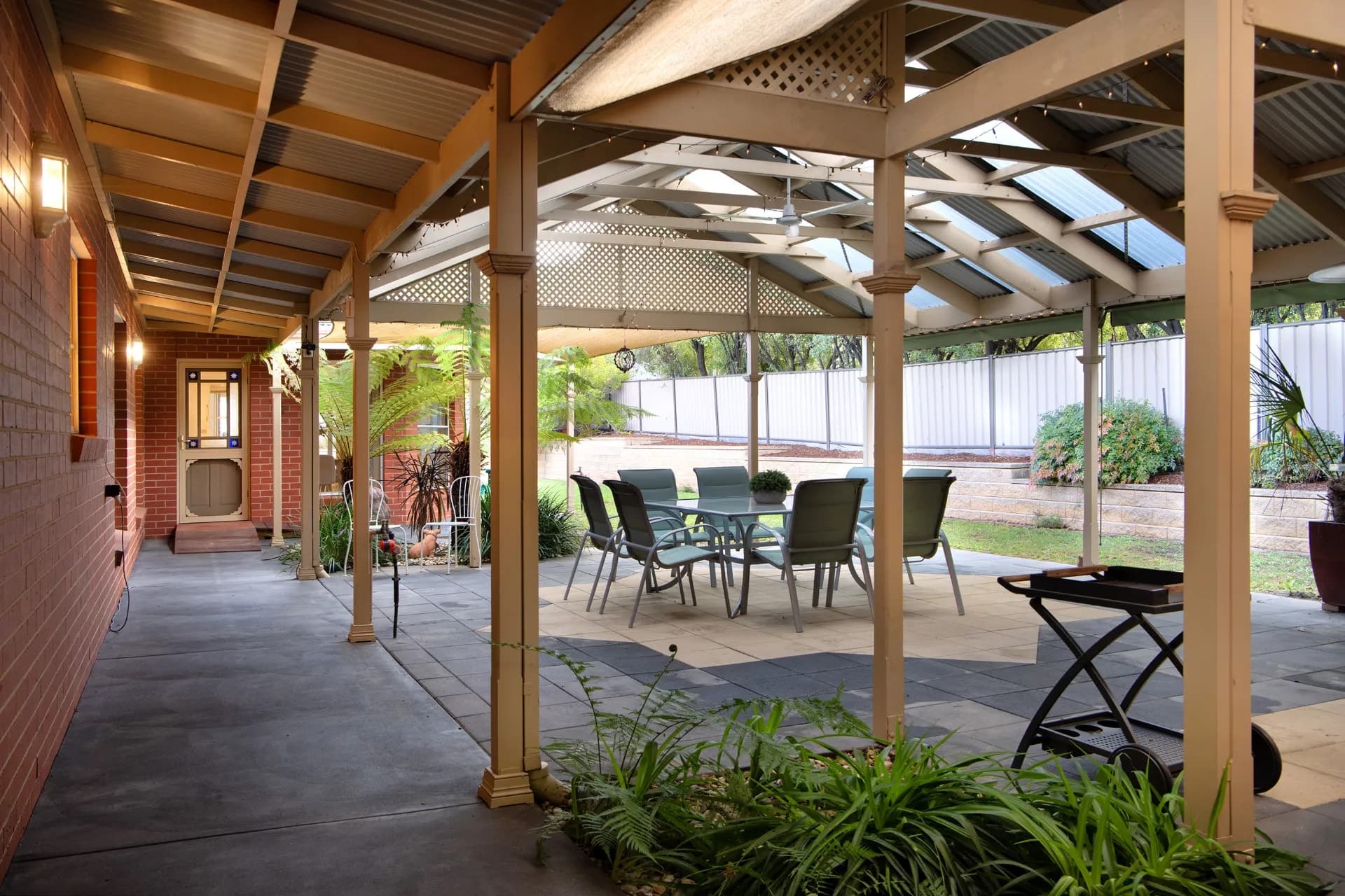 1 Lawrence Park Drive, Castlemaine - Thumbnail 3